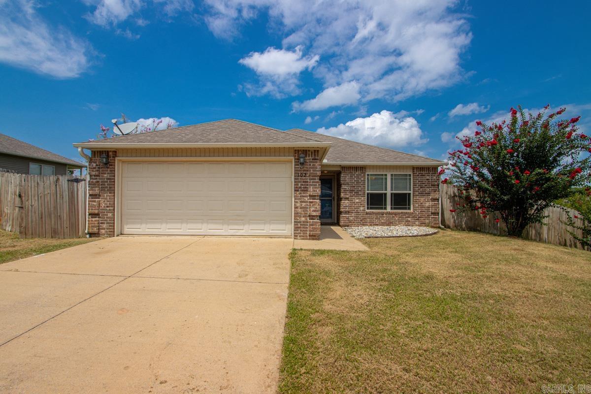 102 Riveria Cove Property Photo 2