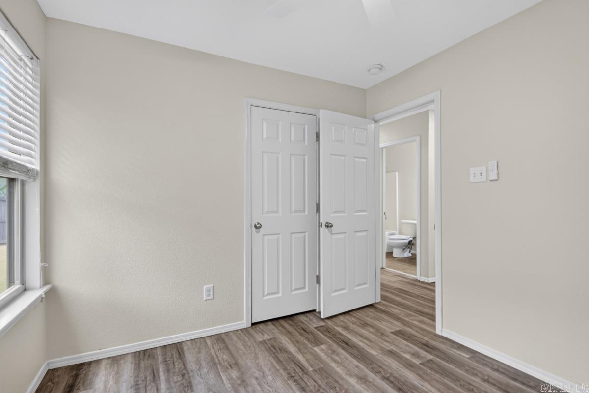 102 Riveria Cove Property Photo 16