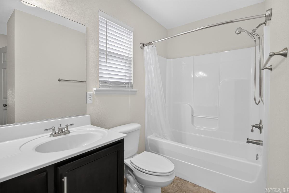 102 Riveria Cove Property Photo 22