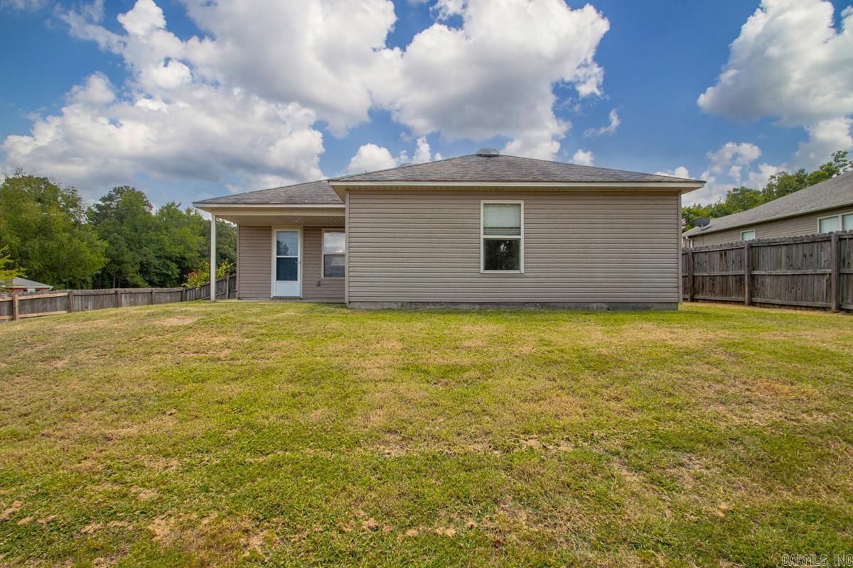 102 Riveria Cove Property Photo 24
