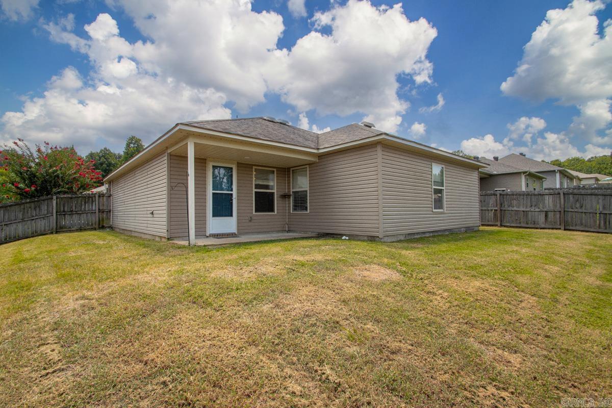 102 Riveria Cove Property Photo 26