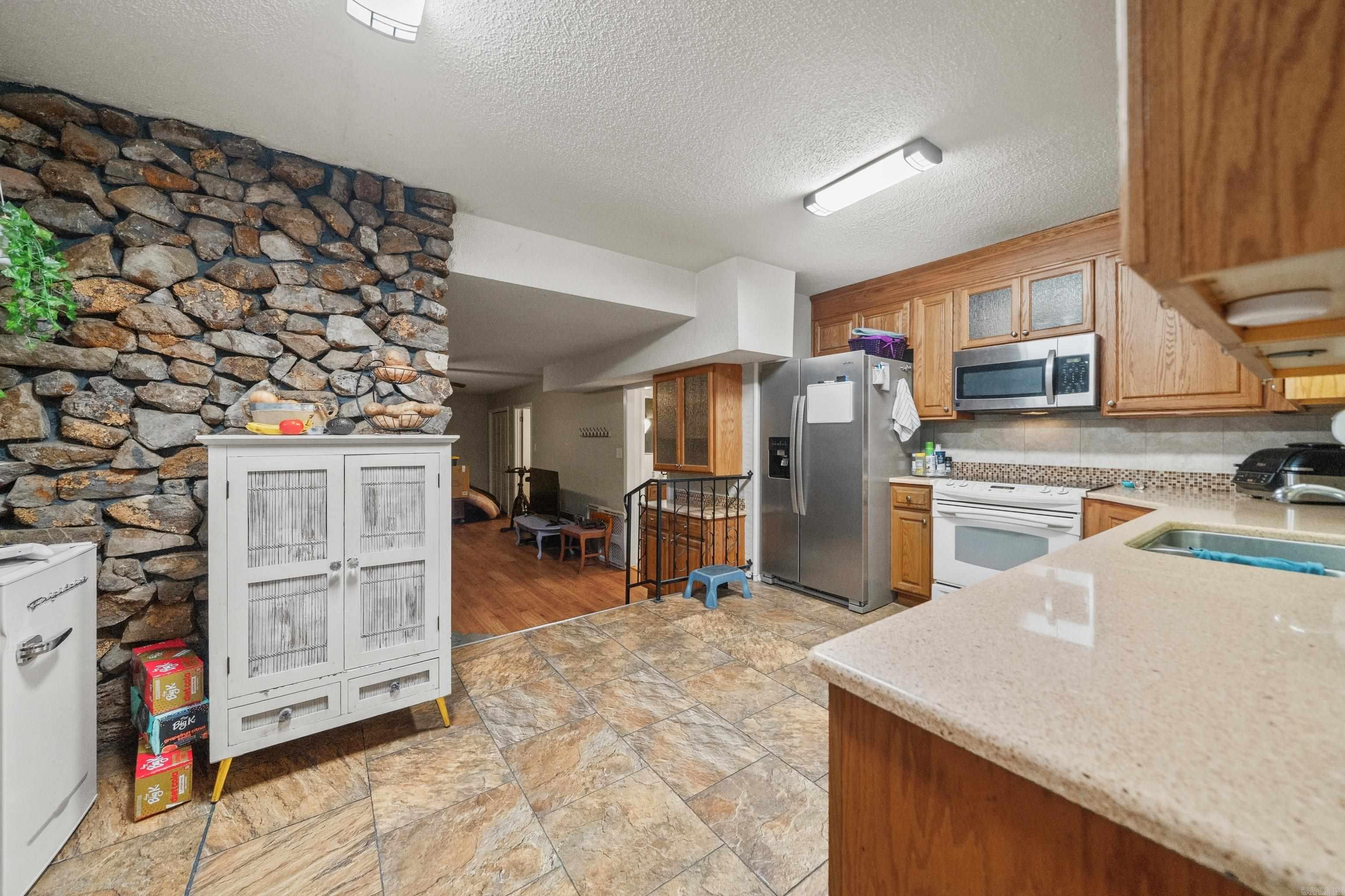 103 Southgate Street Property Photo 14