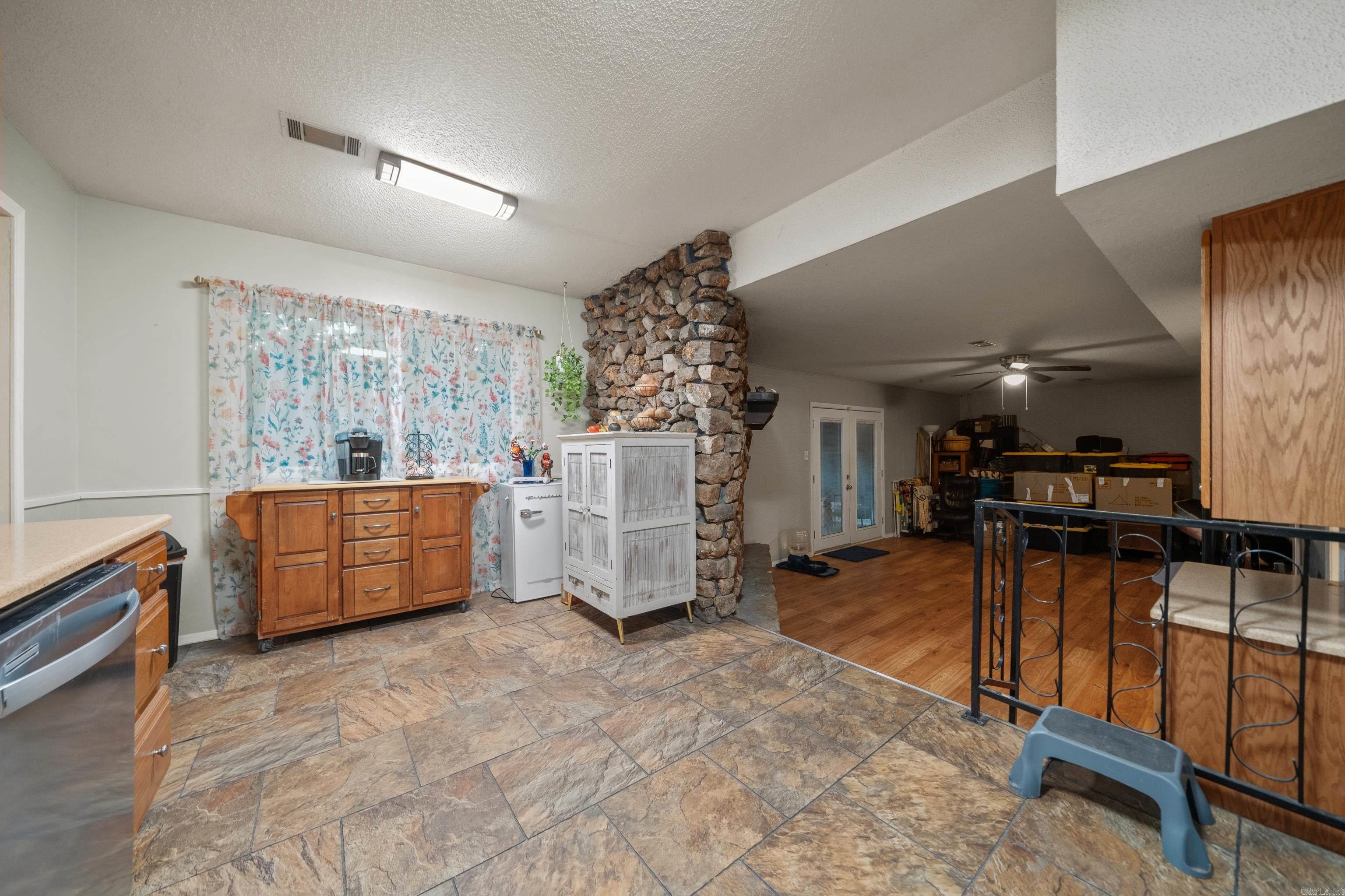 103 Southgate Street Property Photo 16