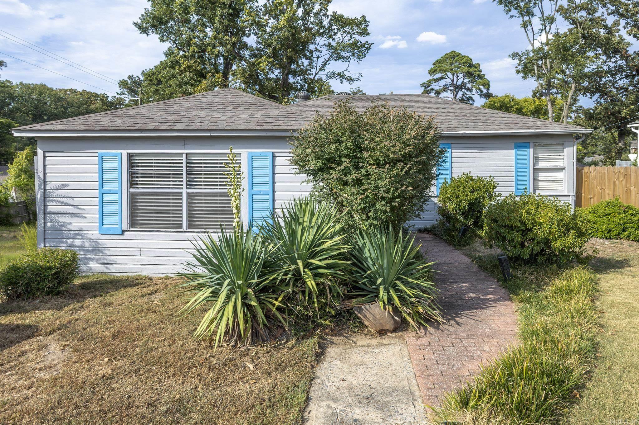 6720 Rockwood Rd Property Photo 1