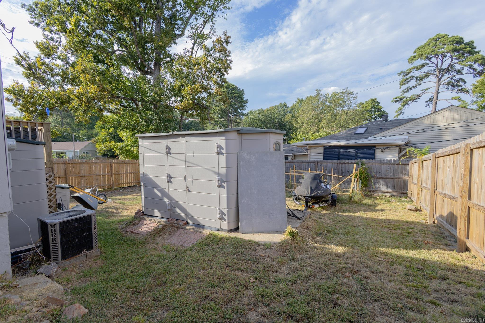 6720 Rockwood Rd Property Photo 23