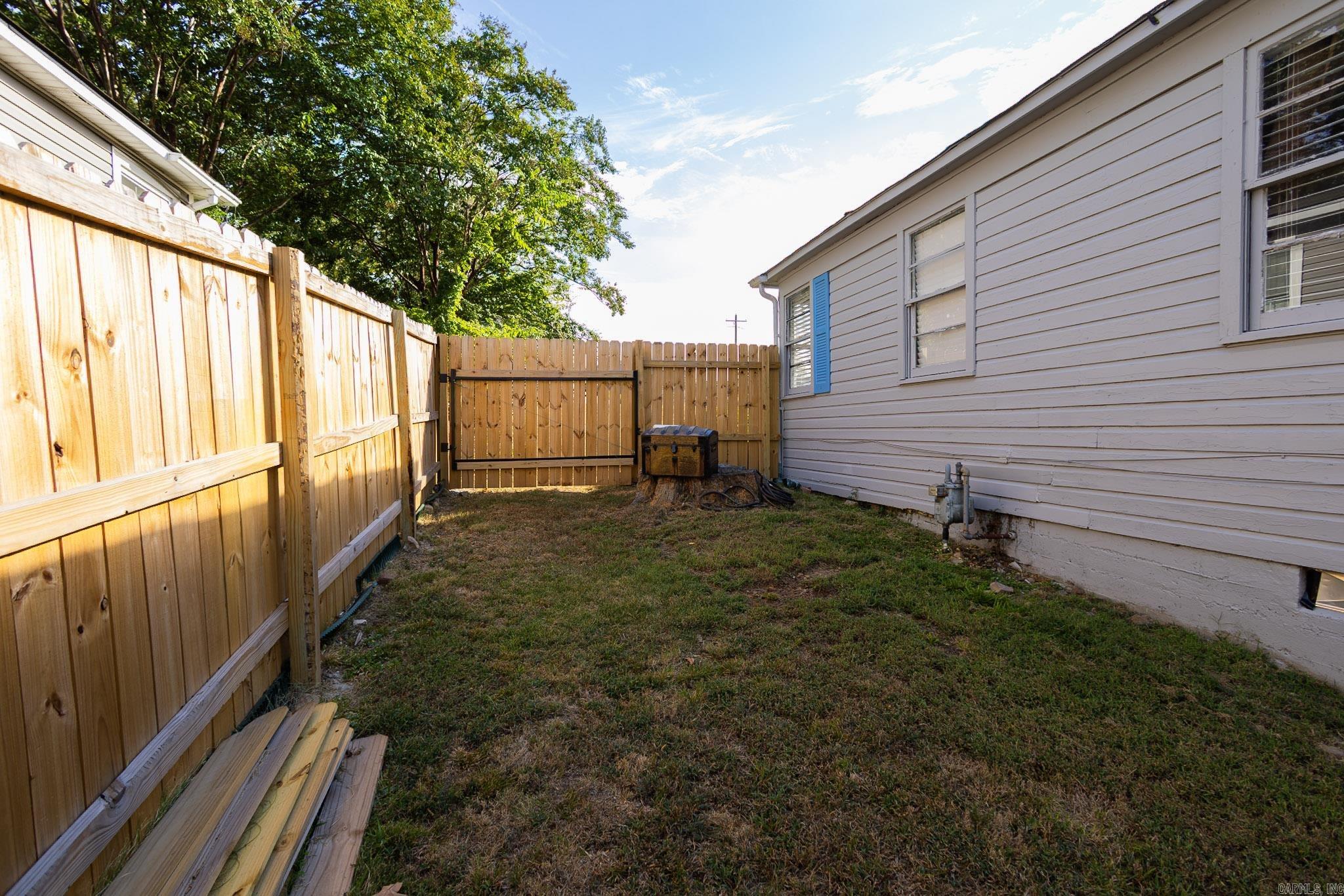 6720 Rockwood Rd Property Photo 24