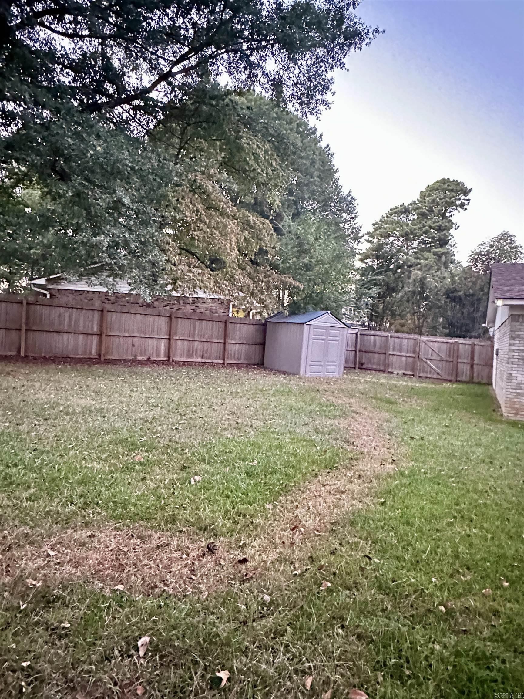 414 Newcomb Cove Property Photo 18