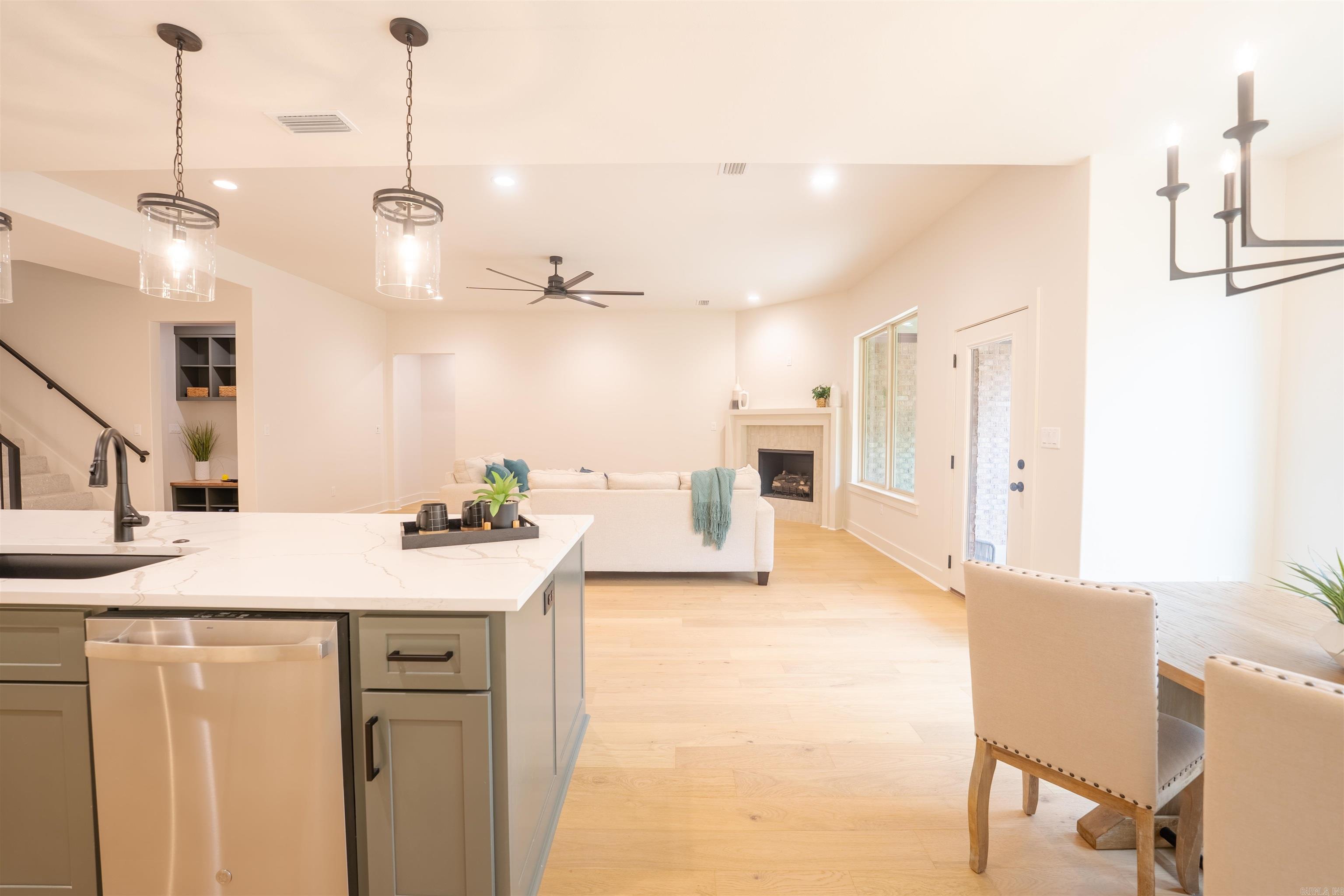 15116 Matterhorn Loop Property Photo 6