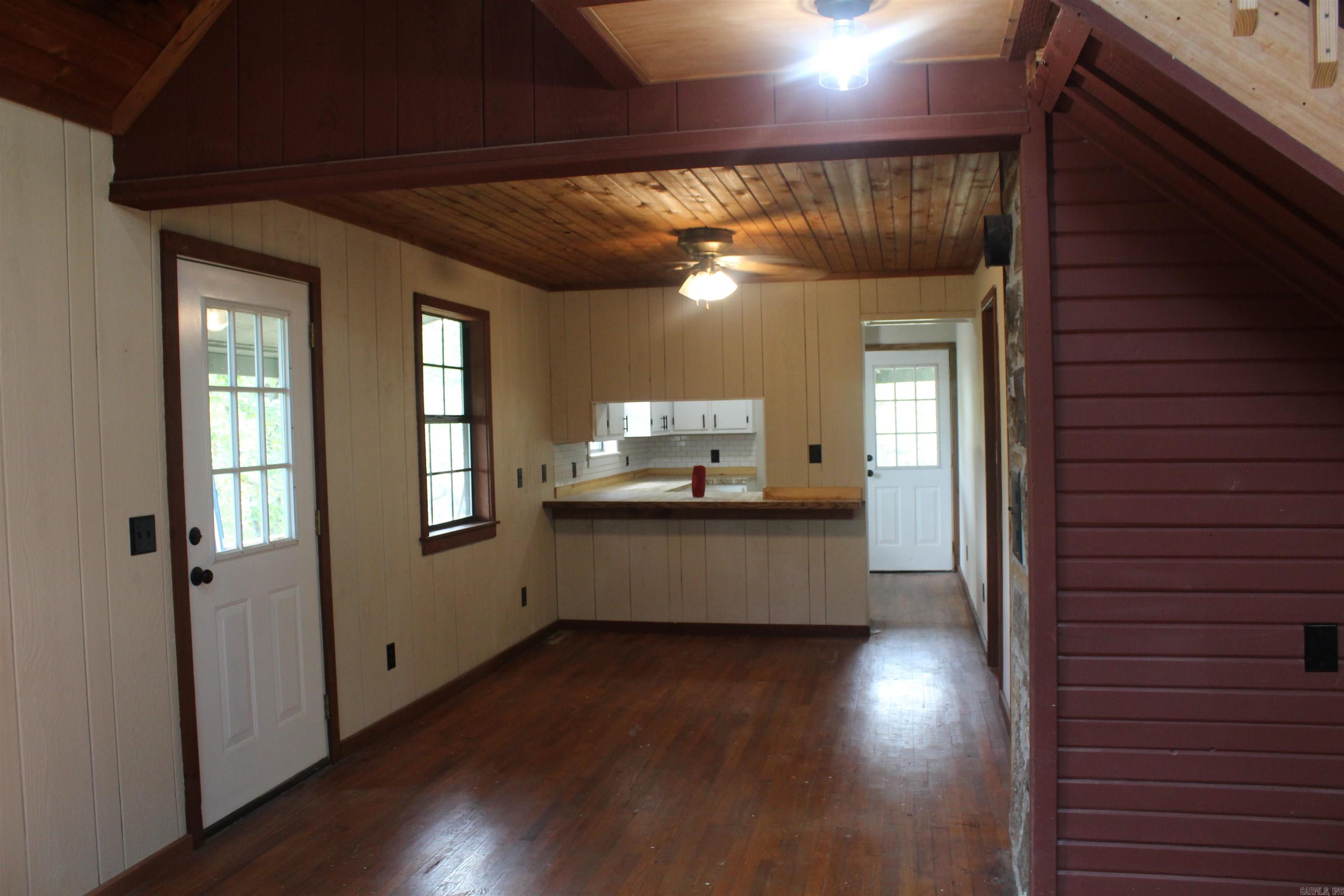 7727 Mc 6064 Property Photo 6