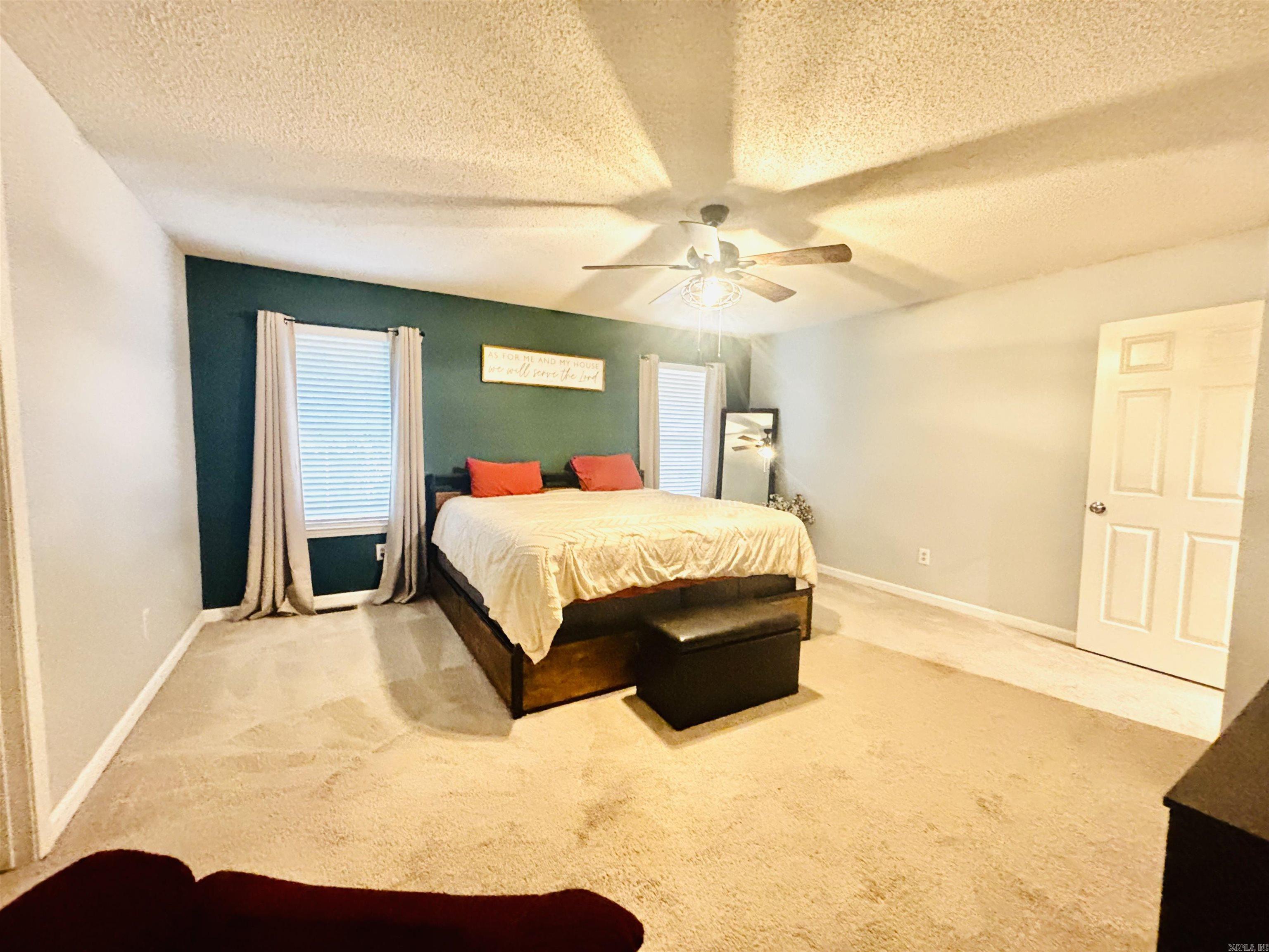 1118 Brookview Drive Property Photo 11