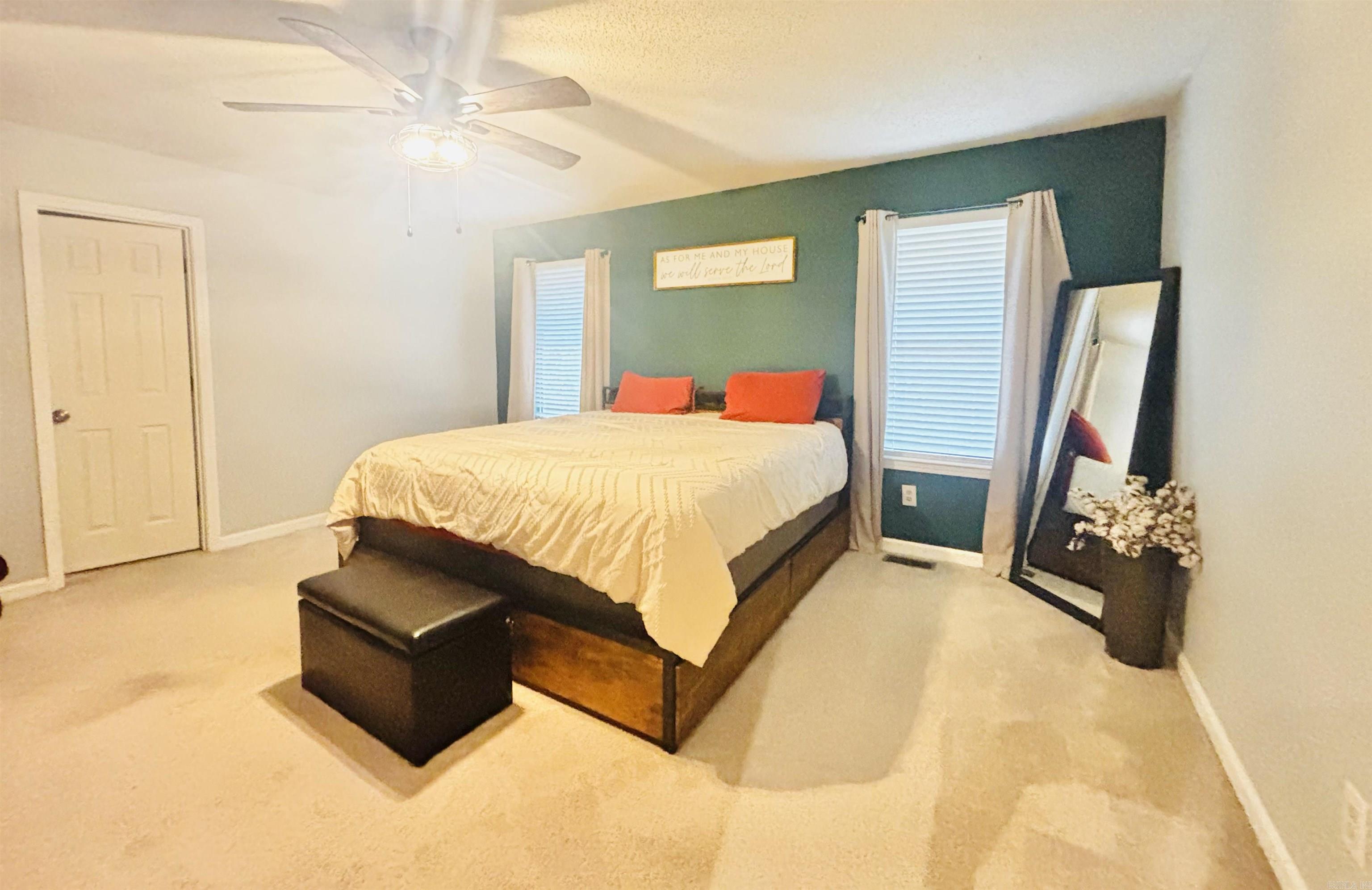 1118 Brookview Drive Property Photo 12
