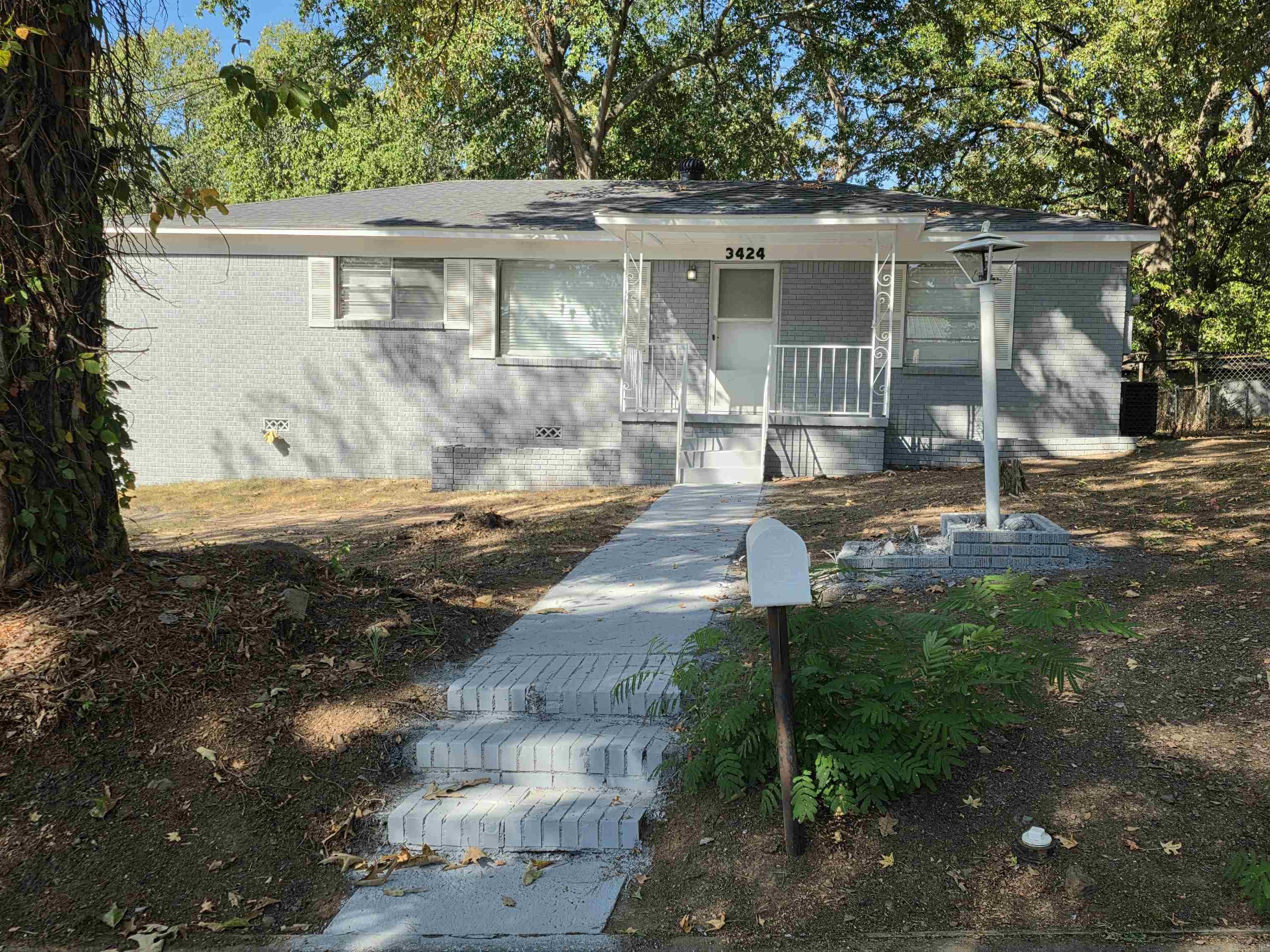 3424 Zion Street Property Photo 1