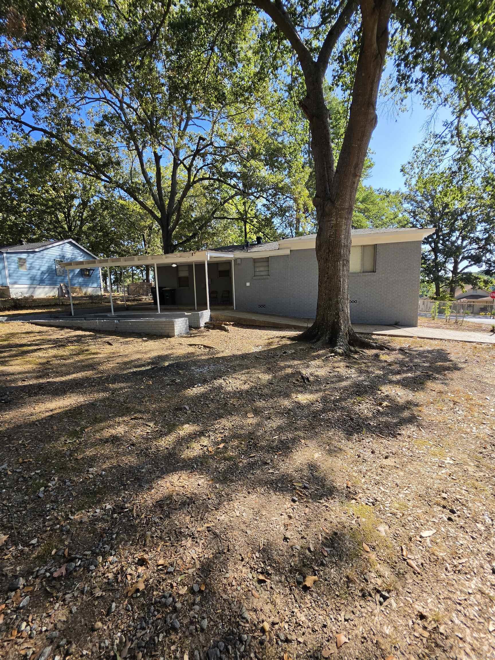 3424 Zion Street Property Photo 6