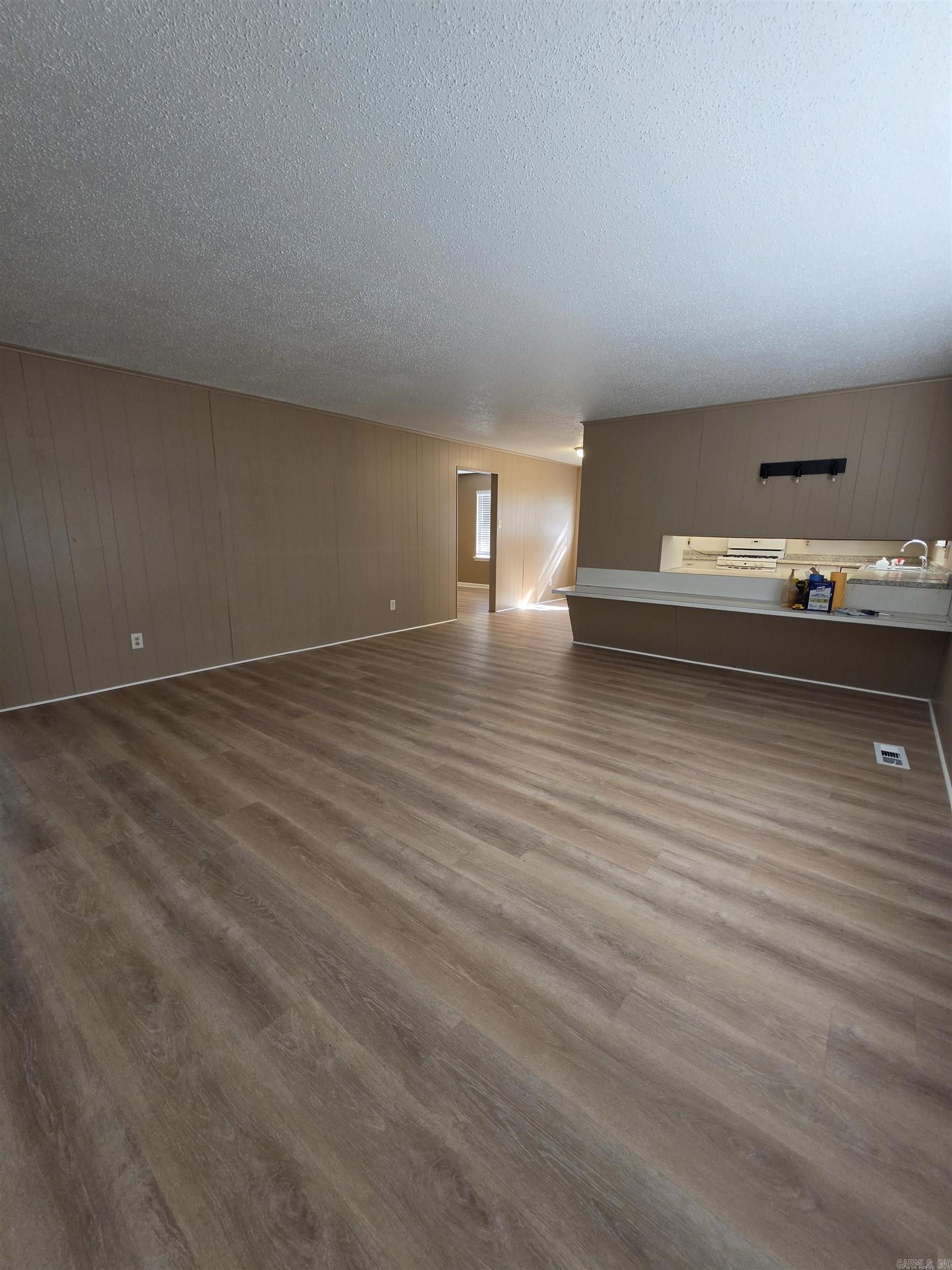 3424 Zion Street Property Photo 7