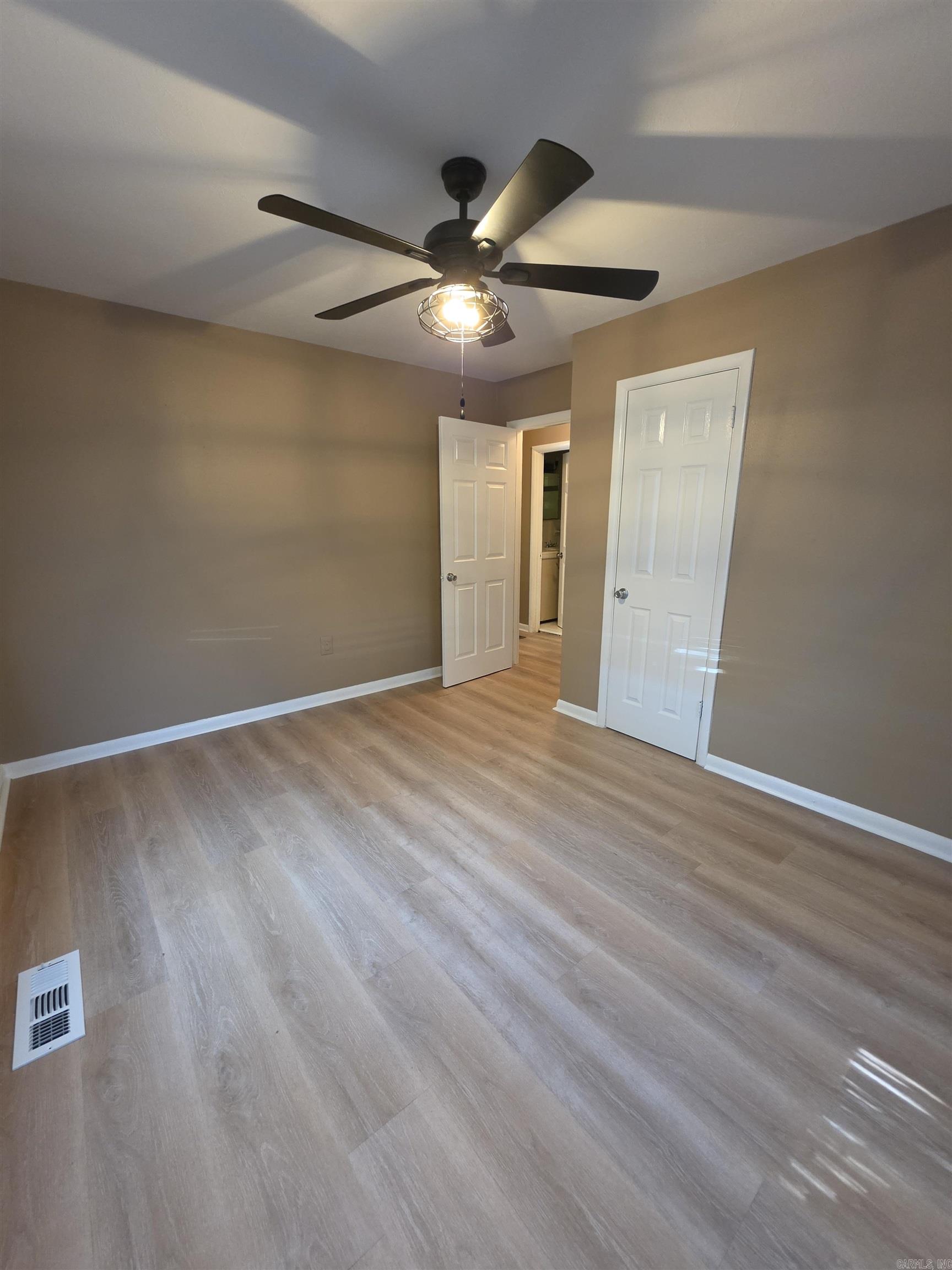 3424 Zion Street Property Photo 10