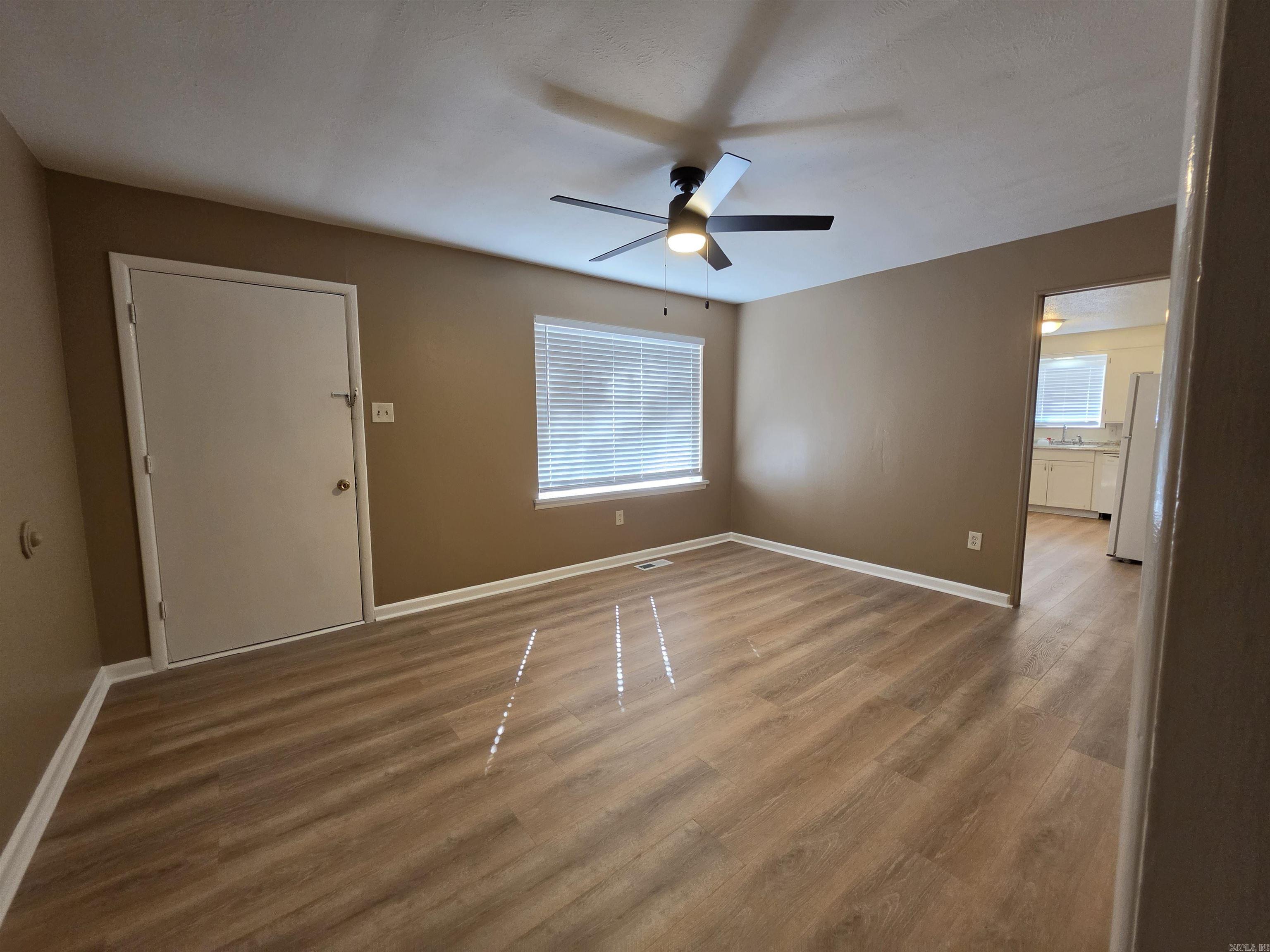 3424 Zion Street Property Photo 12