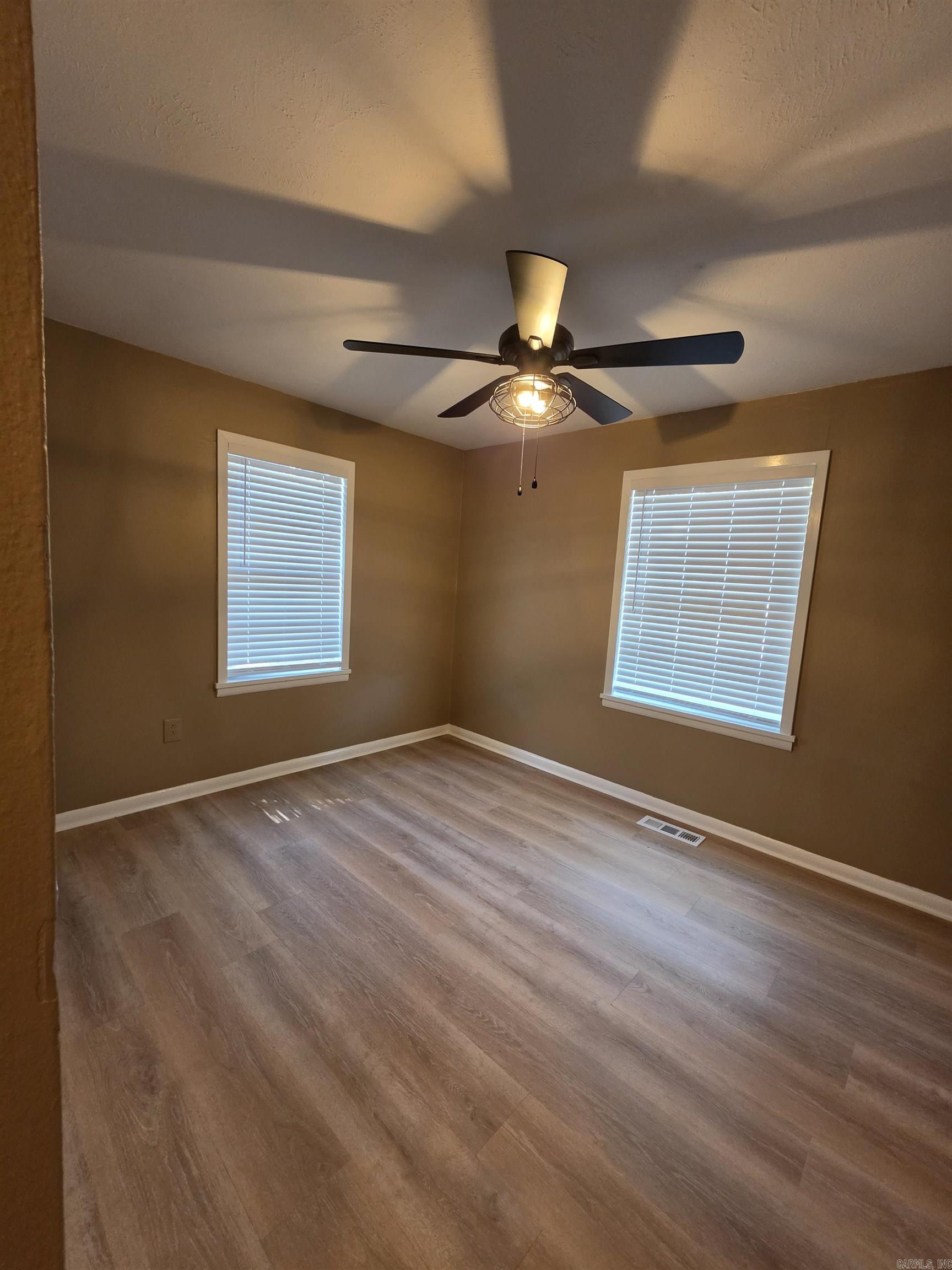 3424 Zion Street Property Photo 14