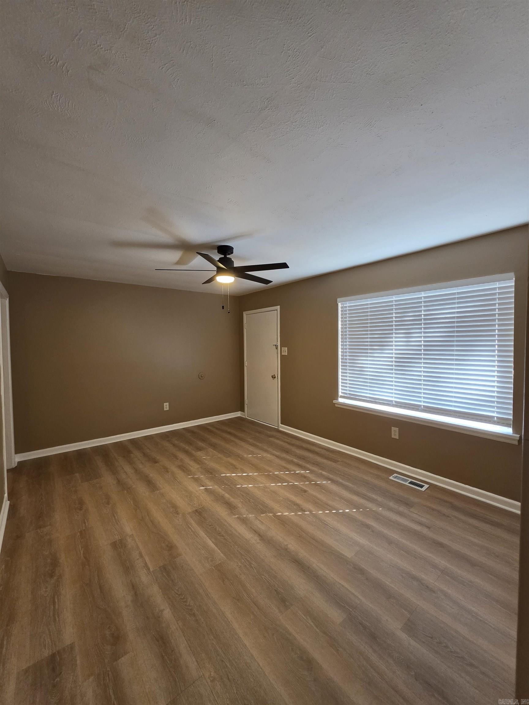3424 Zion Street Property Photo 19