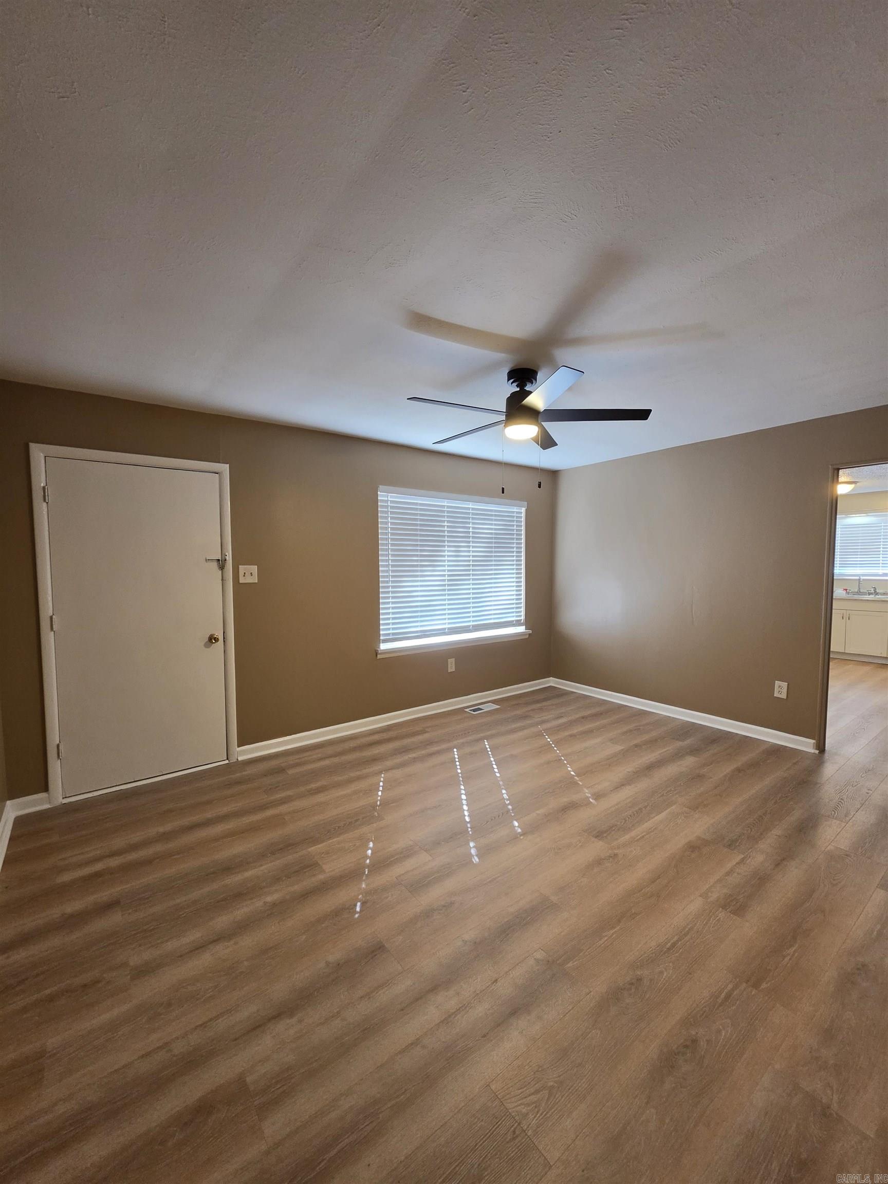 3424 Zion Street Property Photo 20