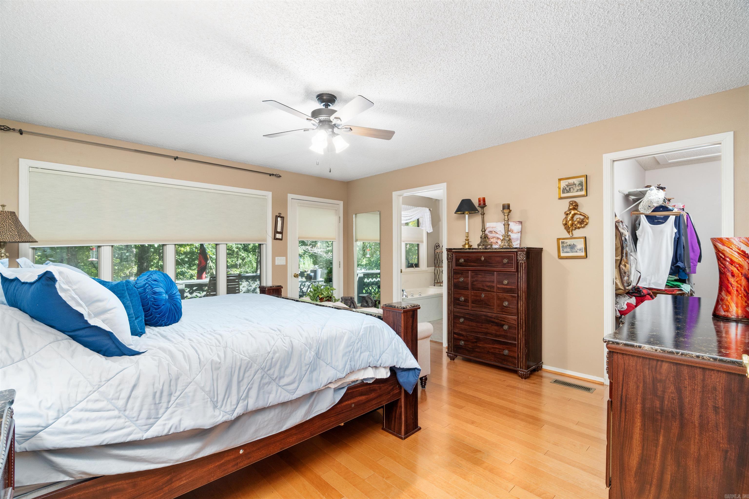 21 Costa Del Lago Ln Property Photo 17