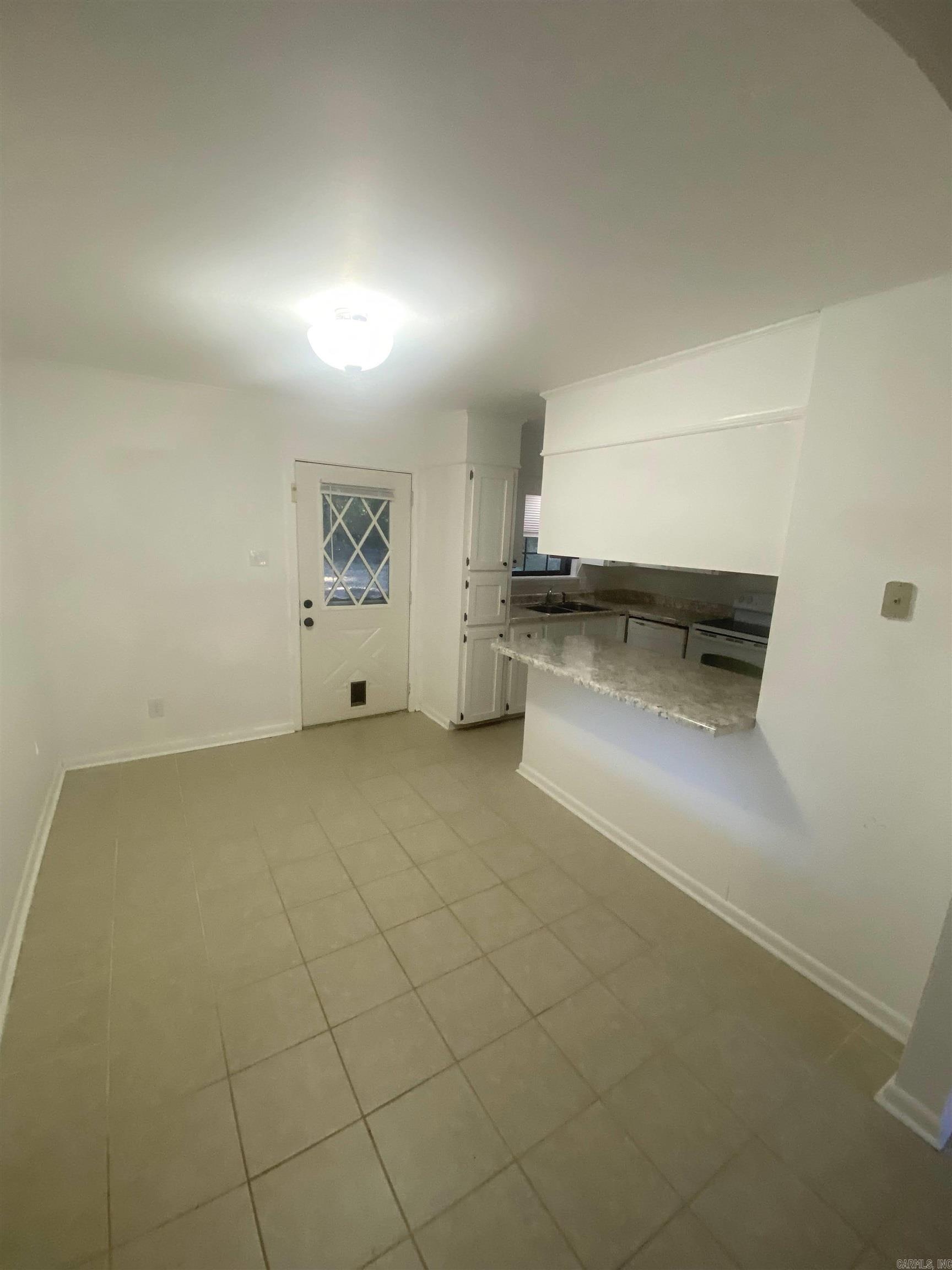 15 Jennifer St Property Photo 3