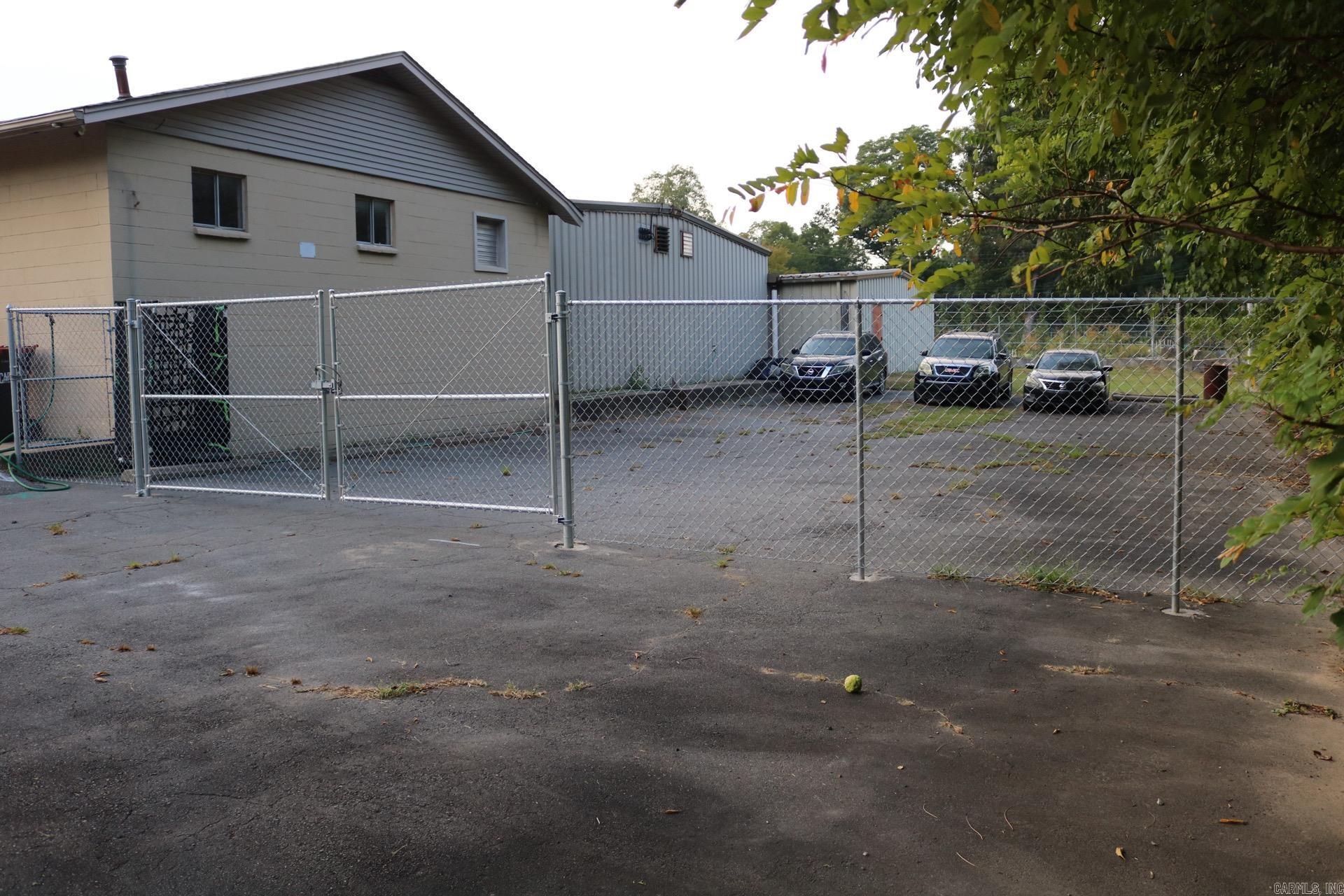 1301 E Martin Property Photo 5