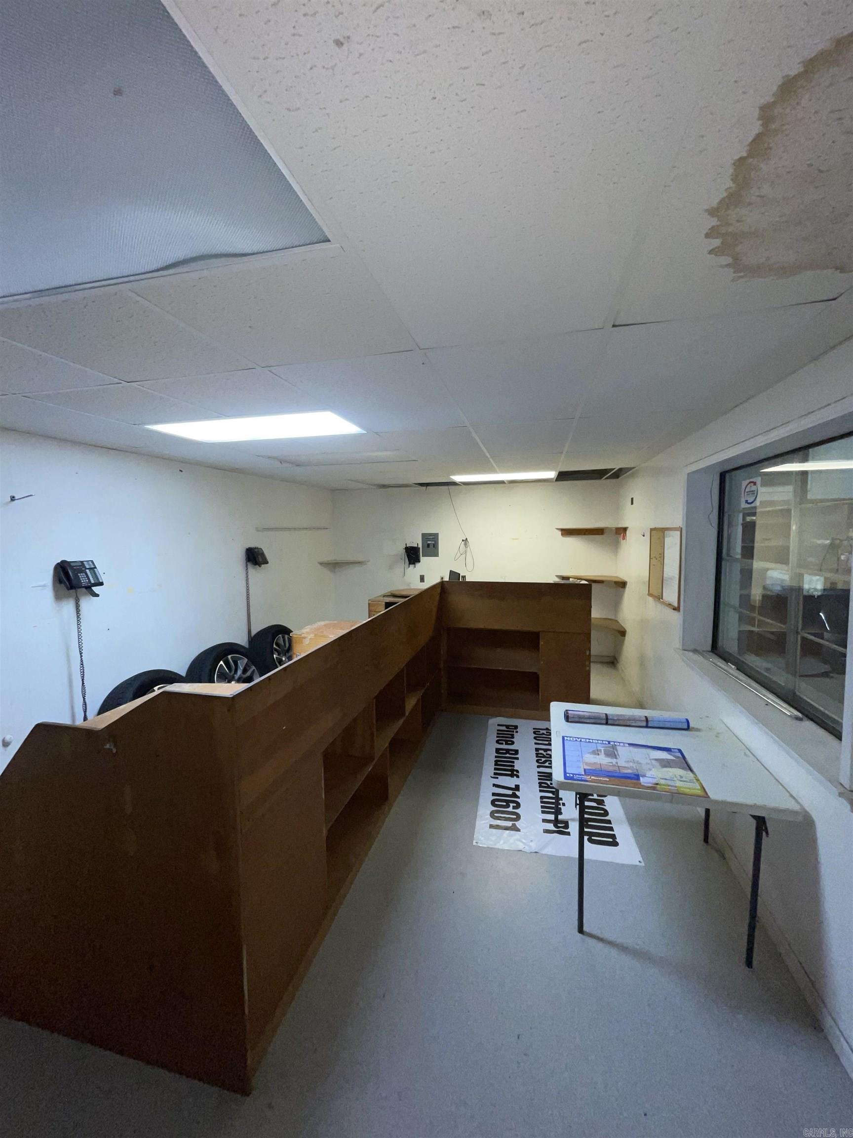 1301 E Martin Property Photo 8
