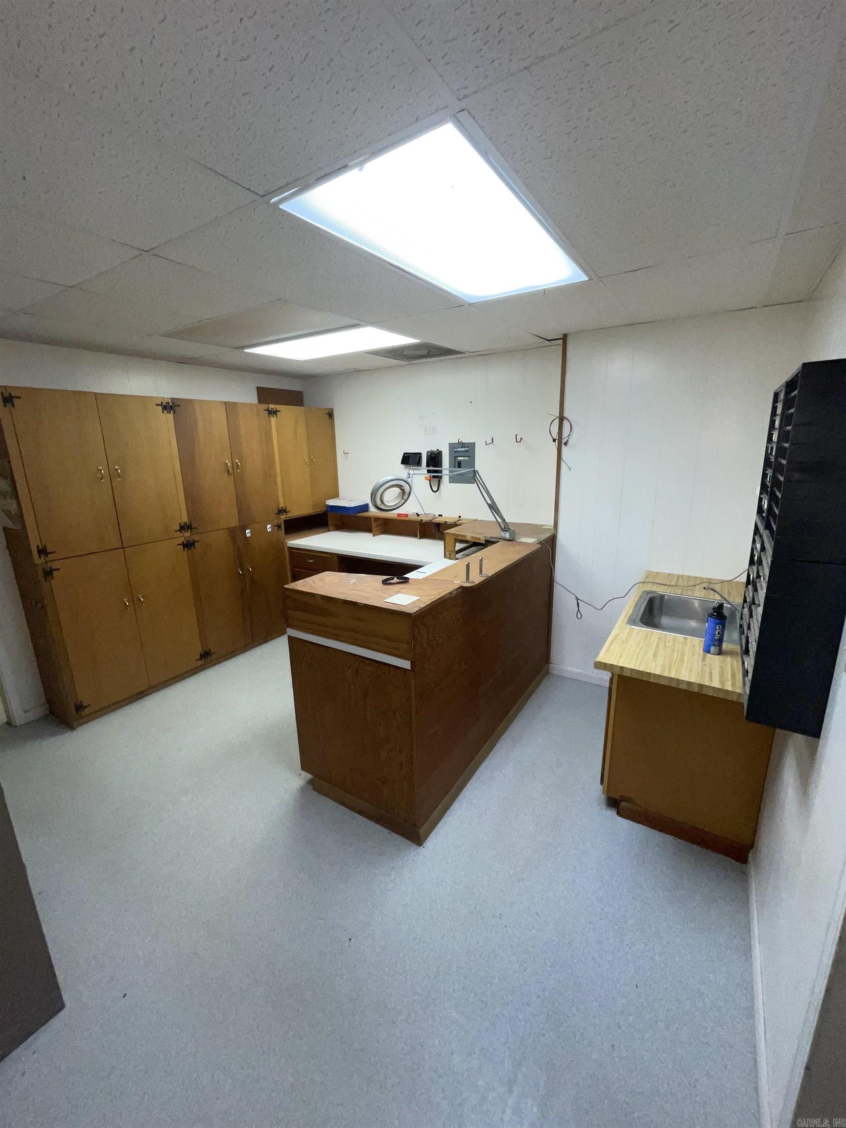 1301 E Martin Property Photo 18