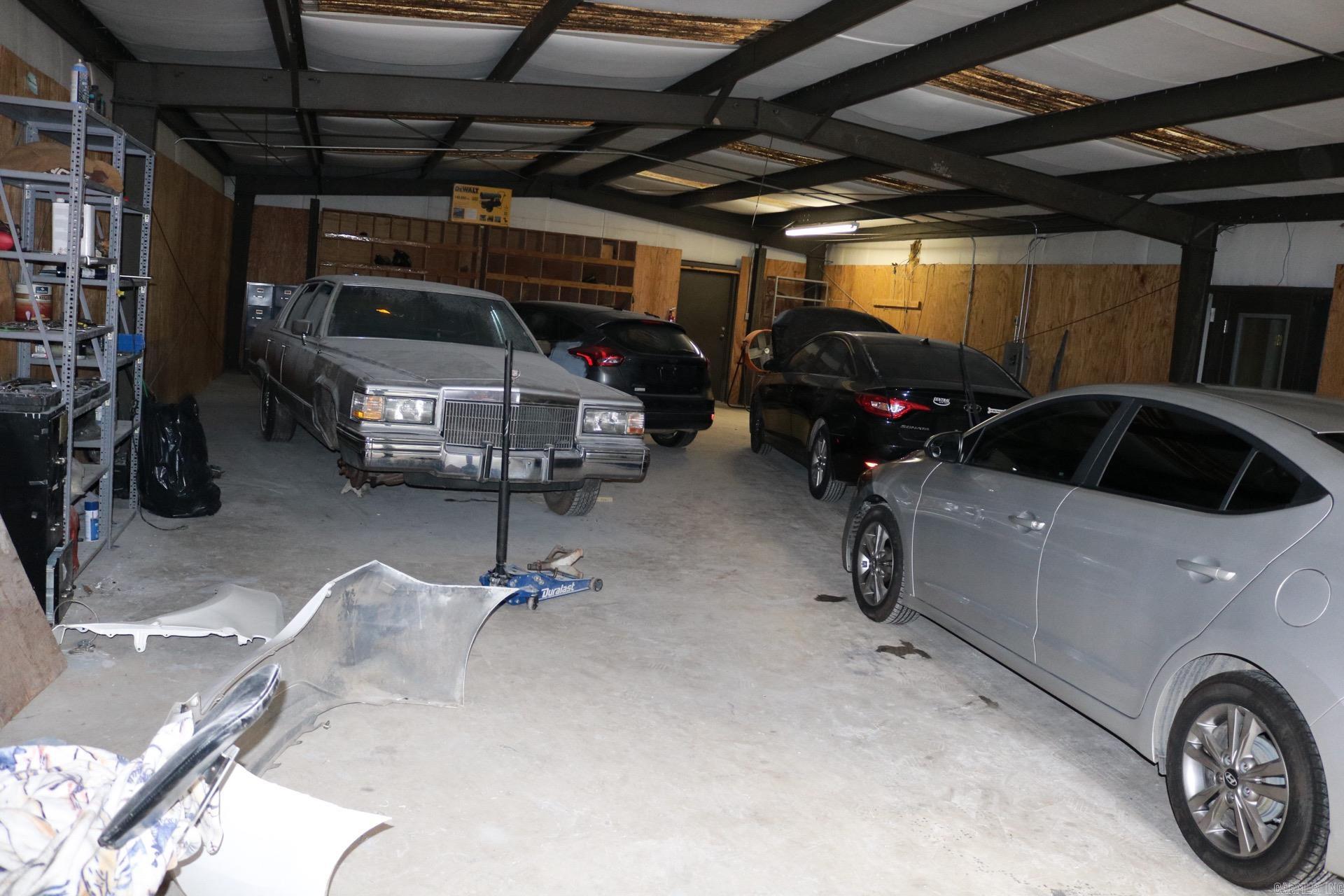 1301 E Martin Property Photo 29