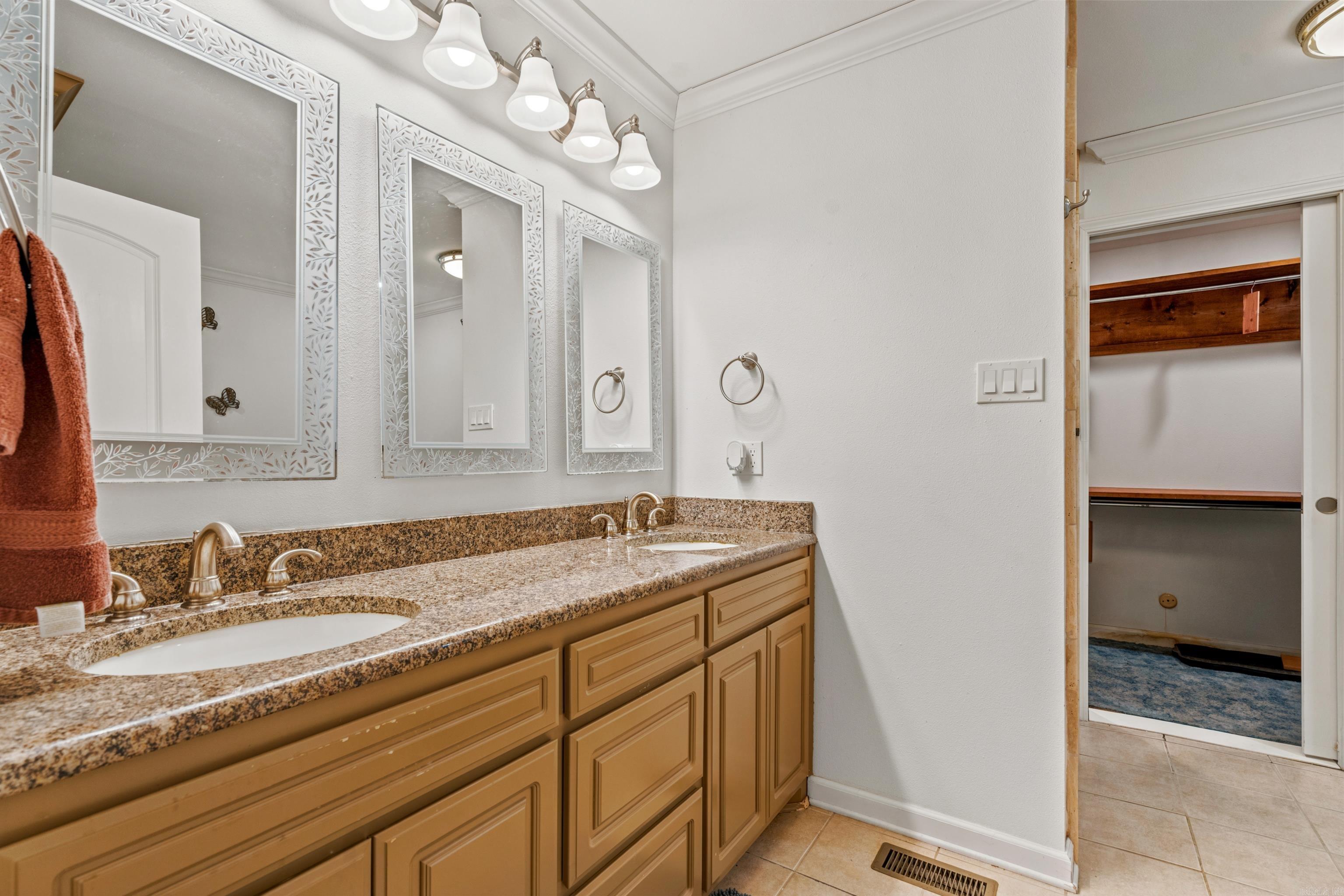 2 Sentido Lane Property Photo 25