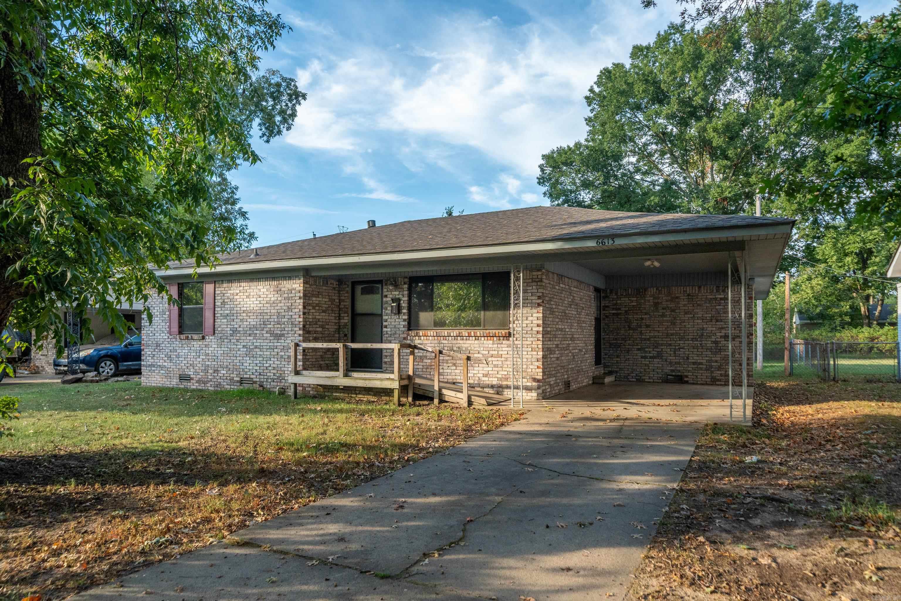 6613 Stonehedge Road Property Photo 1