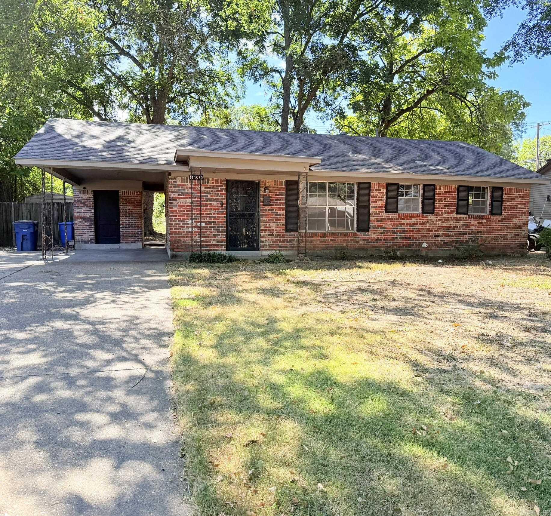 820 Dover Road