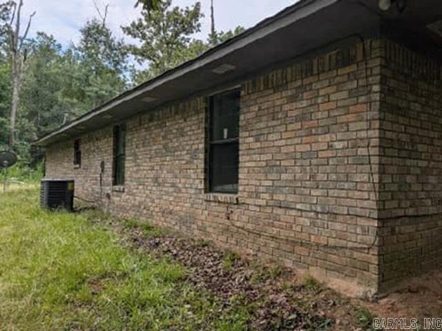 8913 Shady Drive Property Photo 2