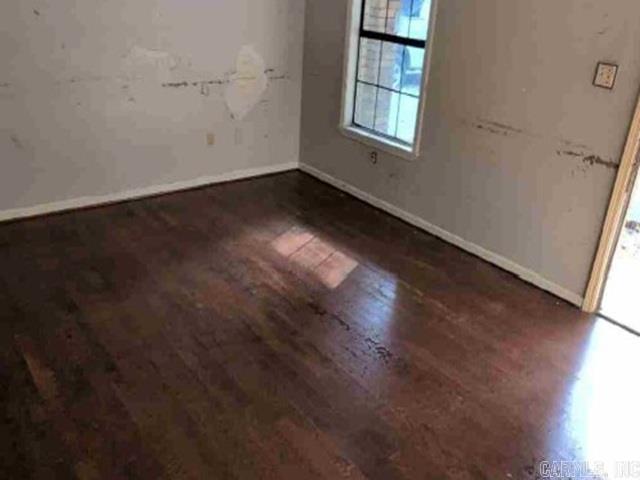 8913 Shady Drive Property Photo 3