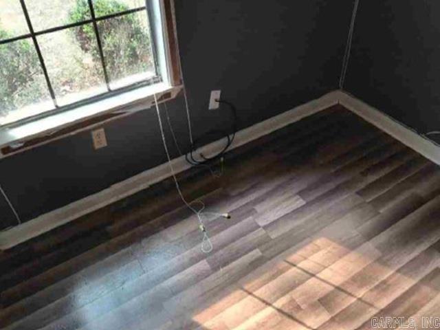 8913 Shady Drive Property Photo 10