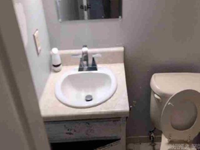 8913 Shady Drive Property Photo 13