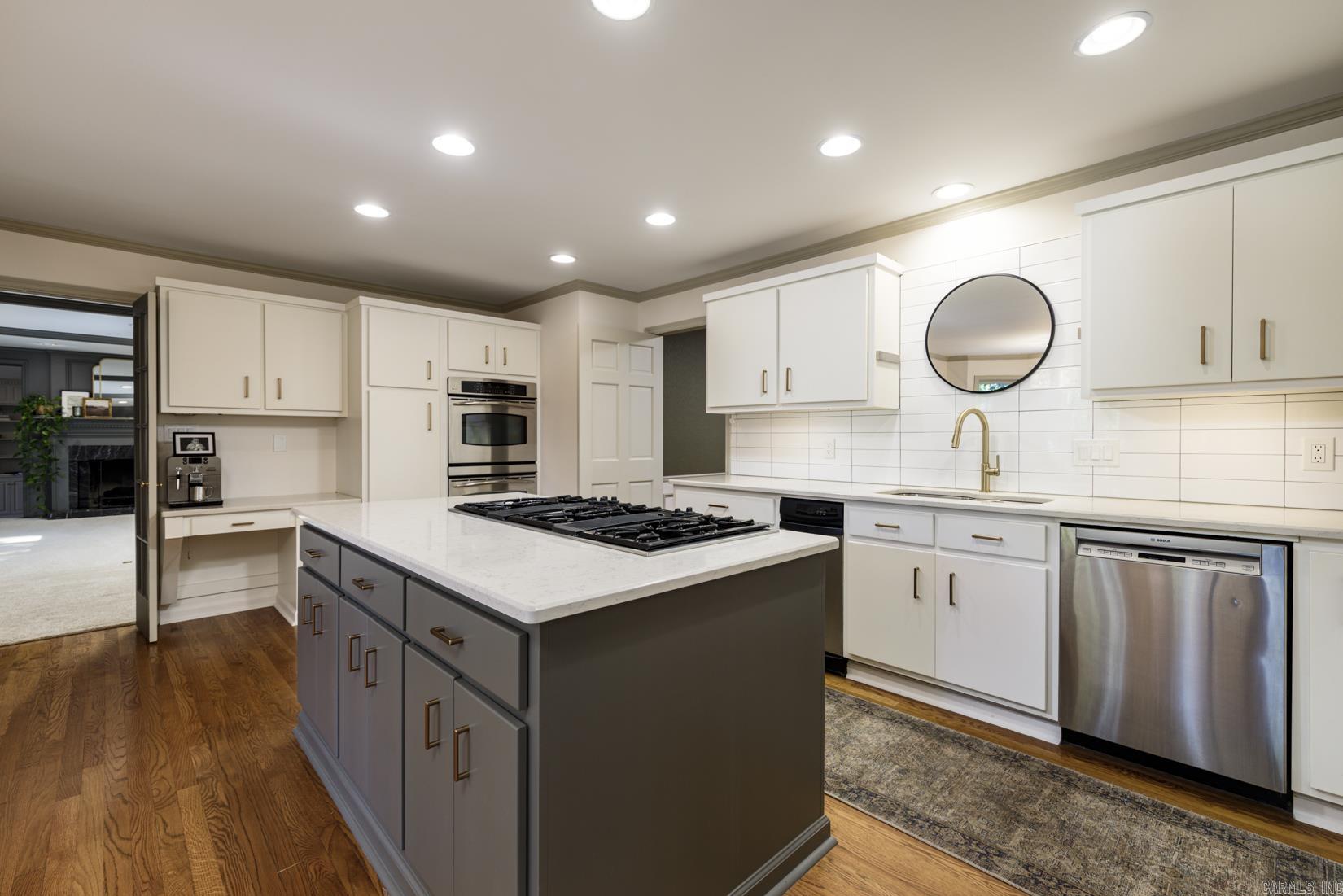3 Oakmont Court Property Photo 11