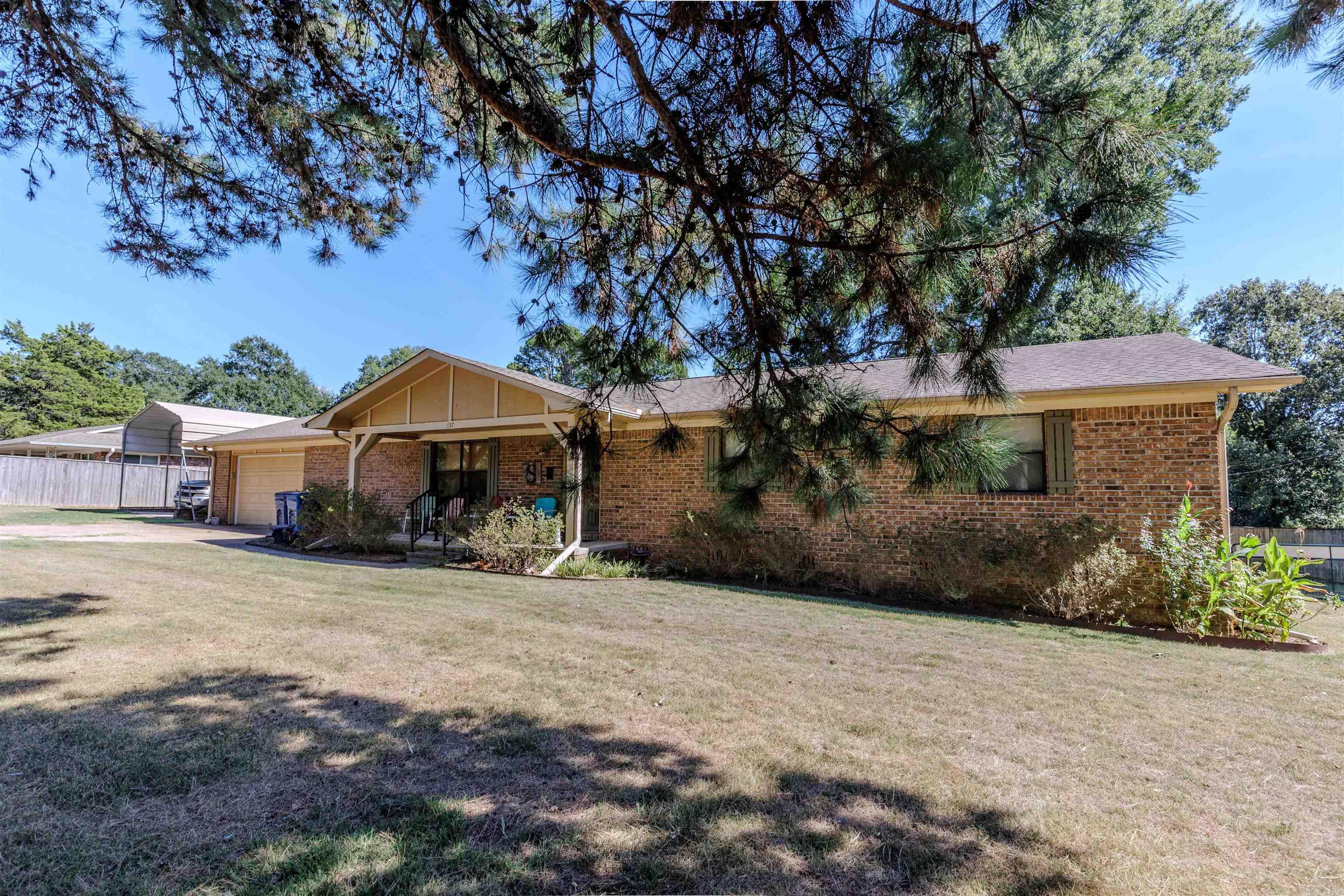 137 Highway 300 Property Photo 7