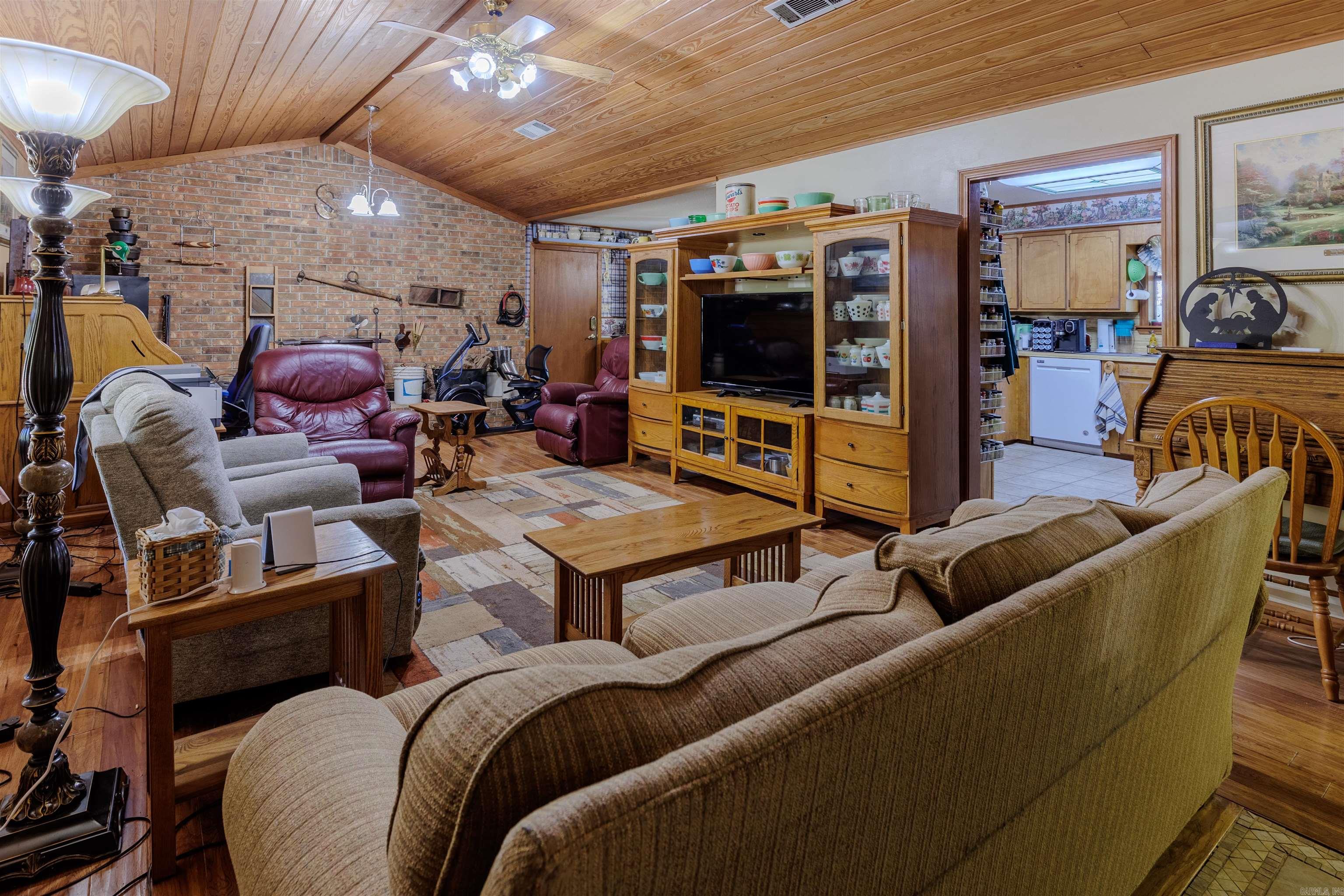 137 Highway 300 Property Photo 14