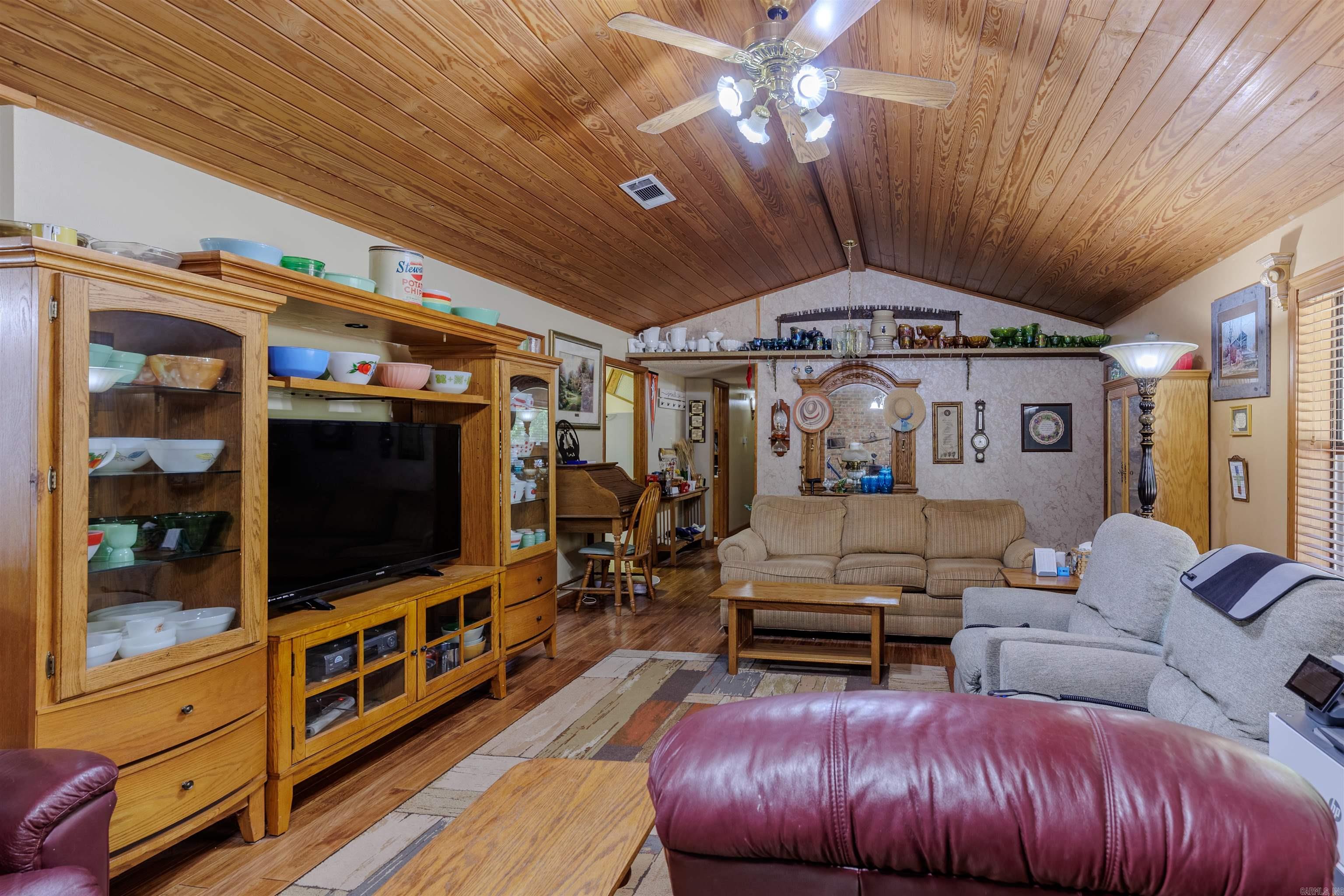 137 Highway 300 Property Photo 17
