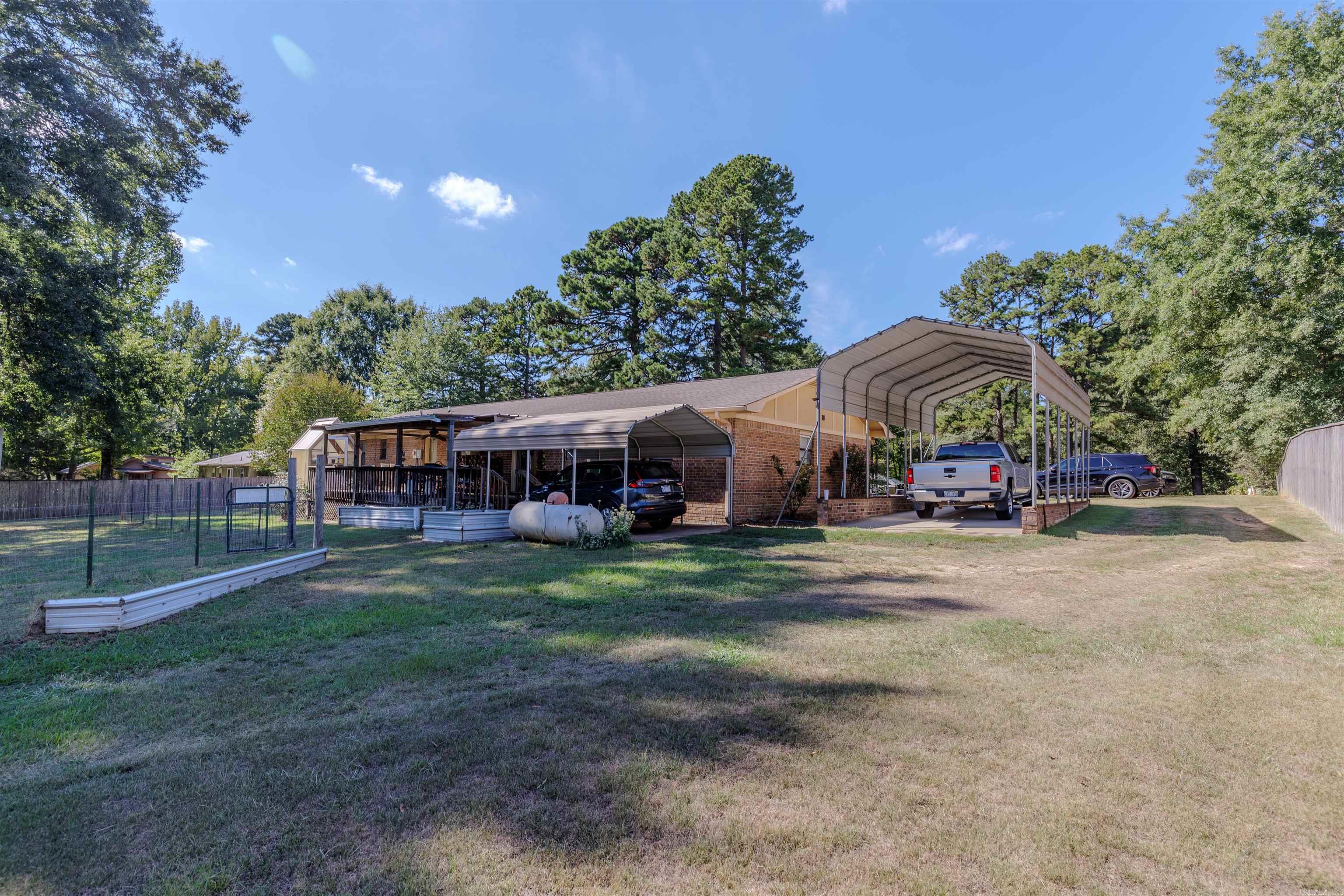 137 Highway 300 Property Photo 45