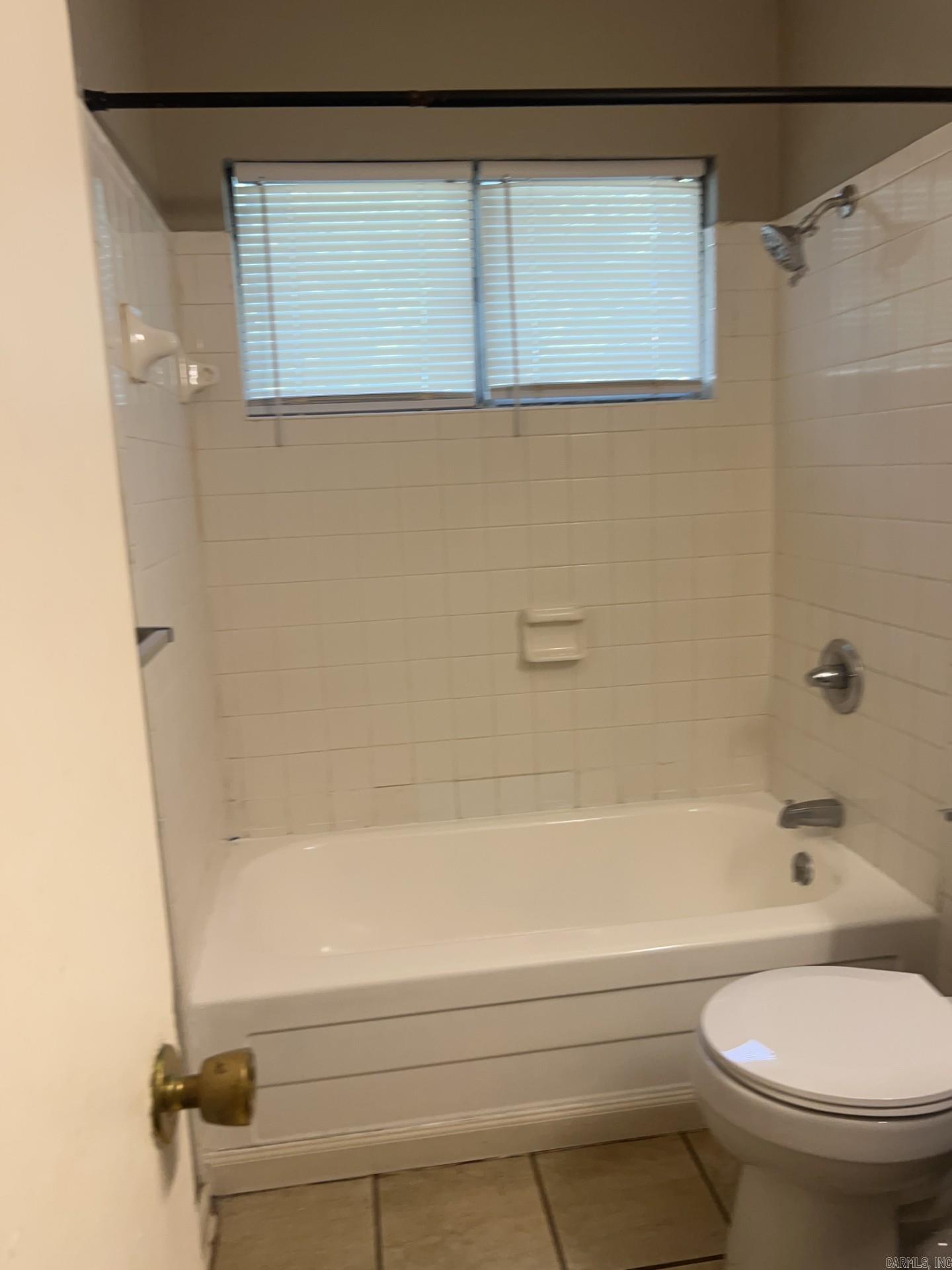 1305 Collins Drive Property Photo 11