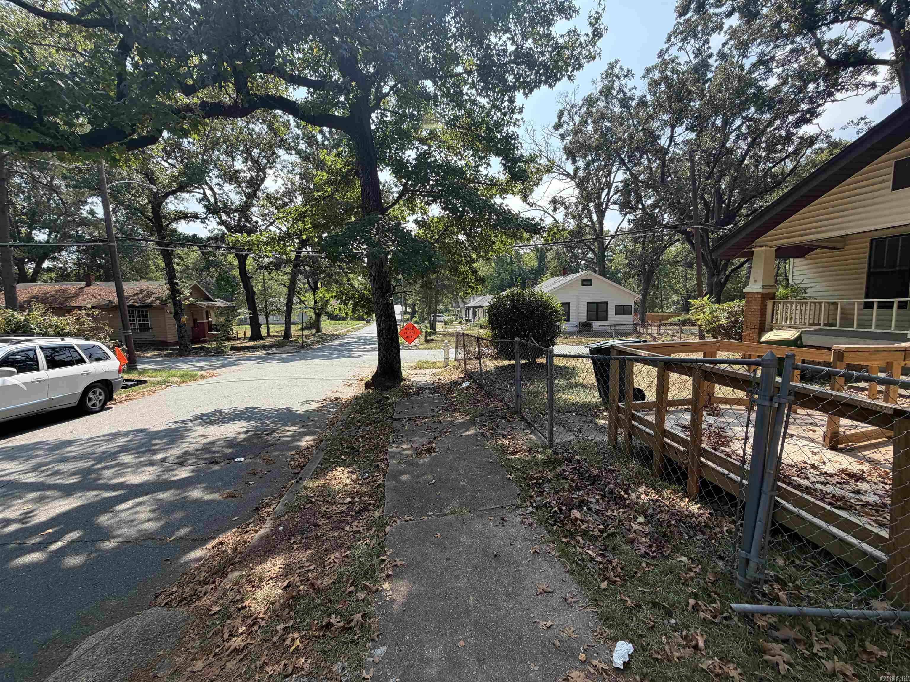2124 S Valentine Street Property Photo 3