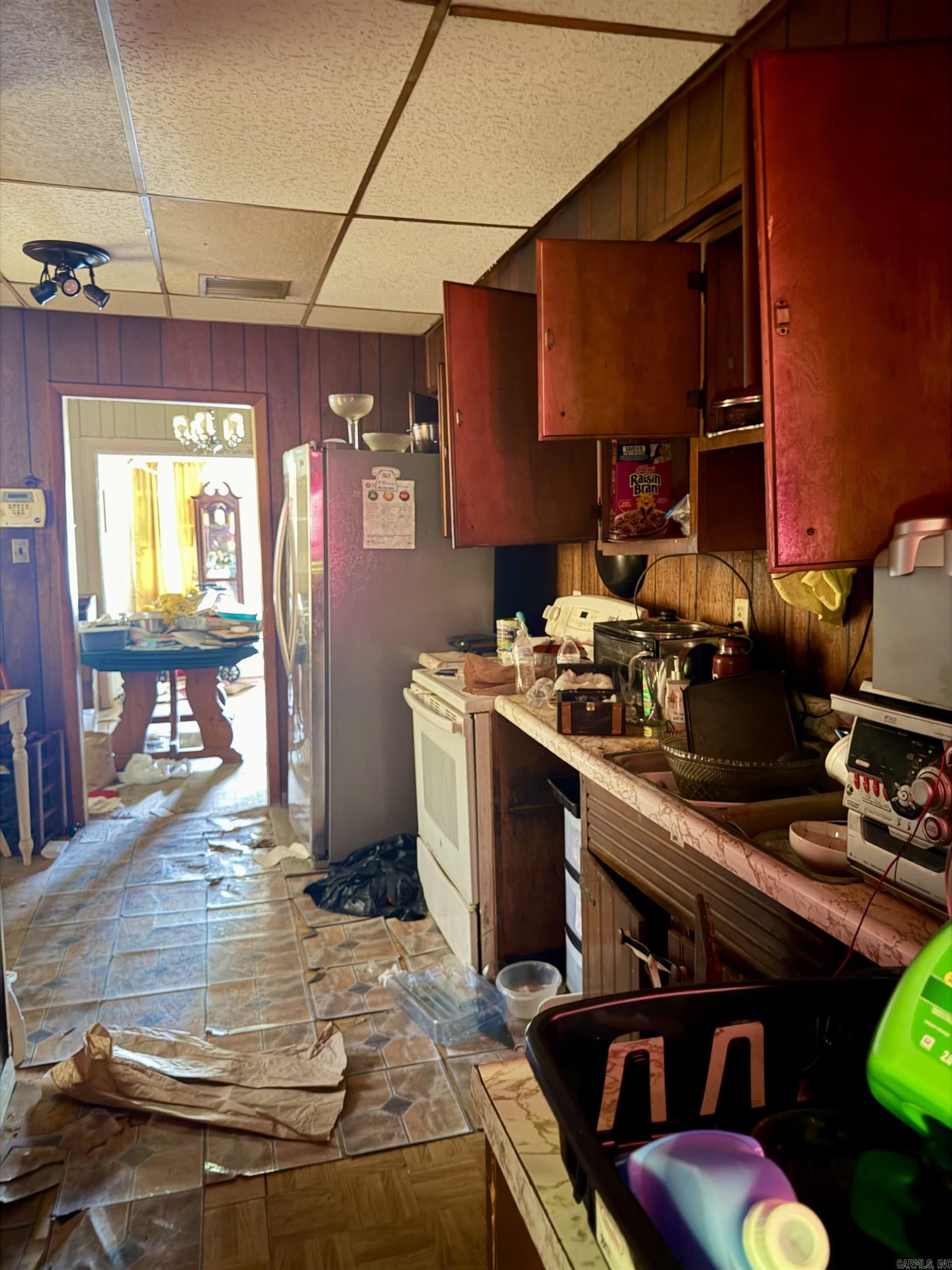 2124 S Valentine Street Property Photo 17
