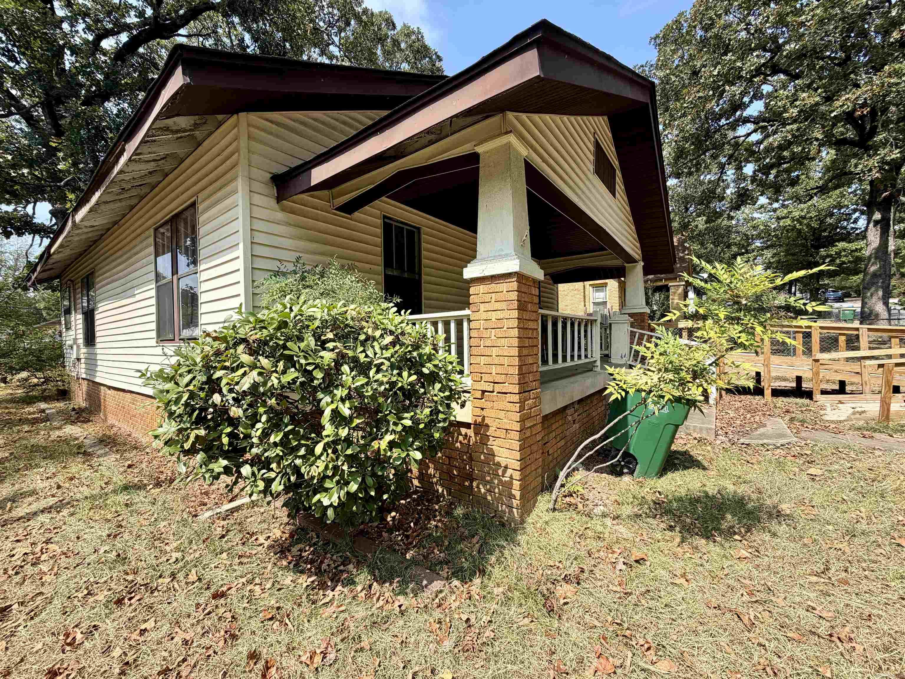 2124 S Valentine Street Property Photo 29