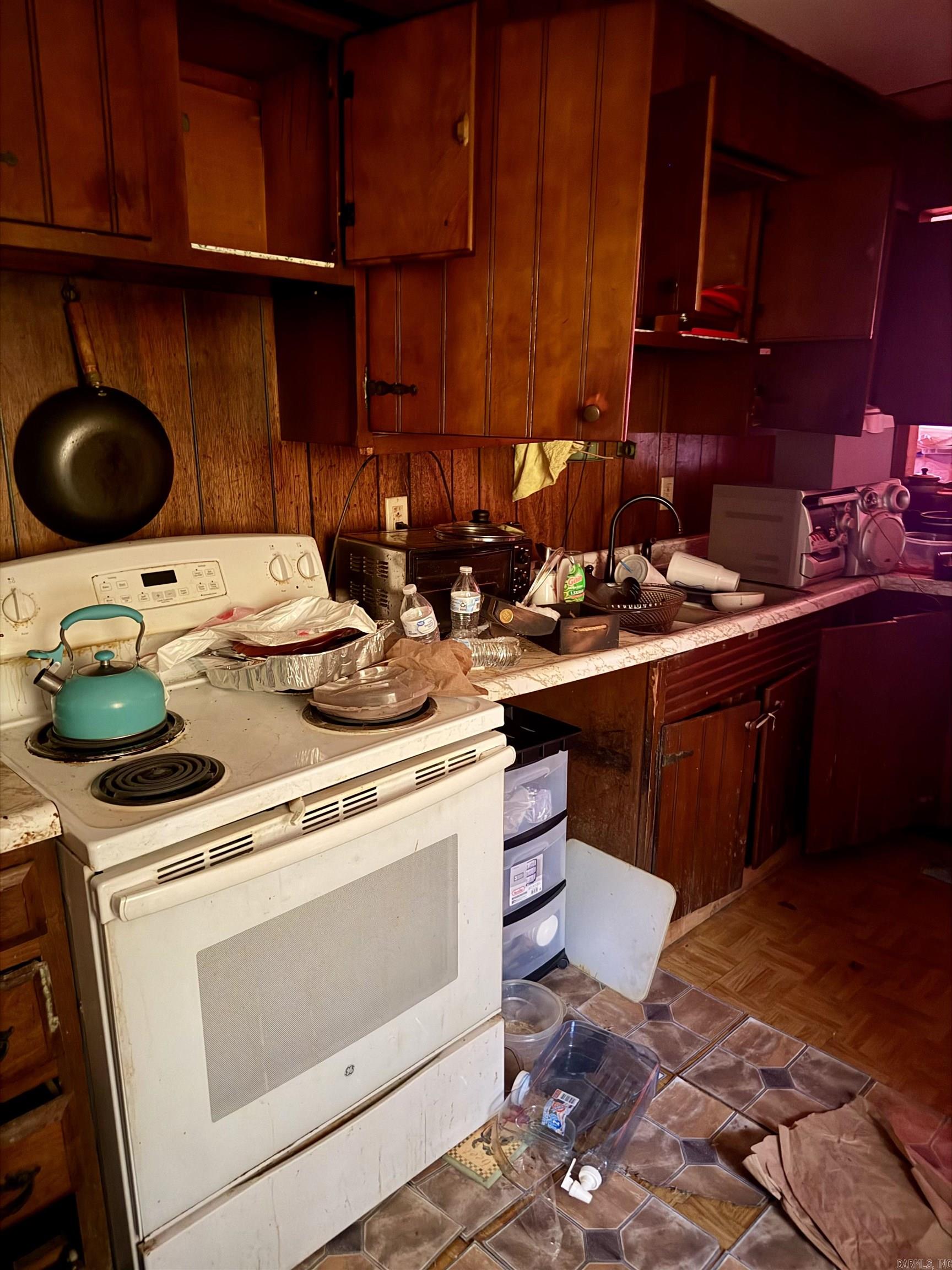 2124 S Valentine Street Property Photo 40