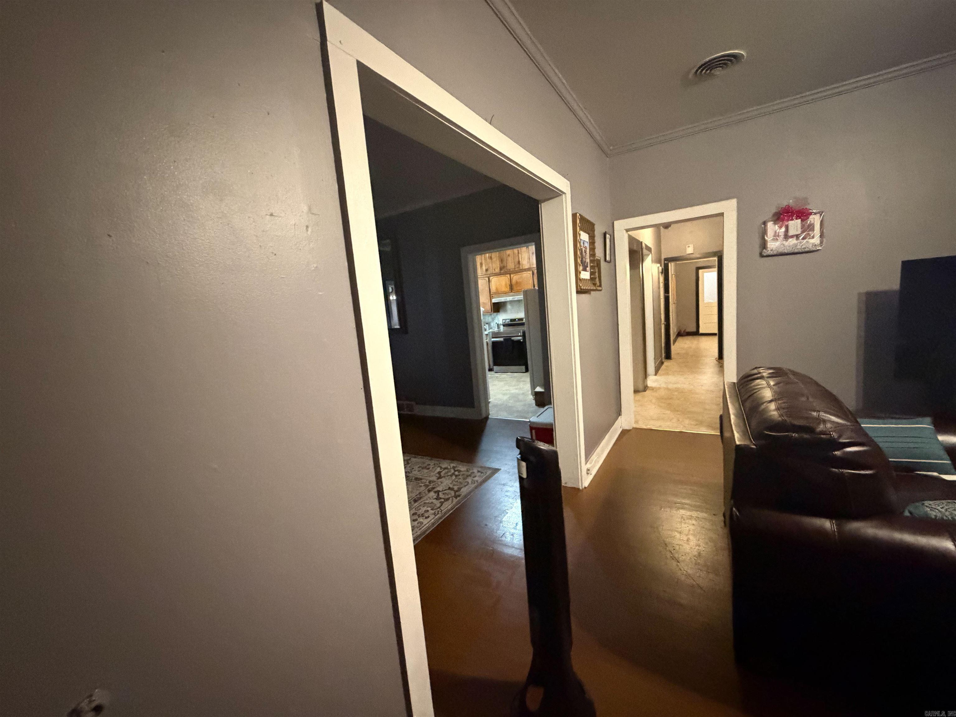 404 E Johnson Avenue Property Photo 3