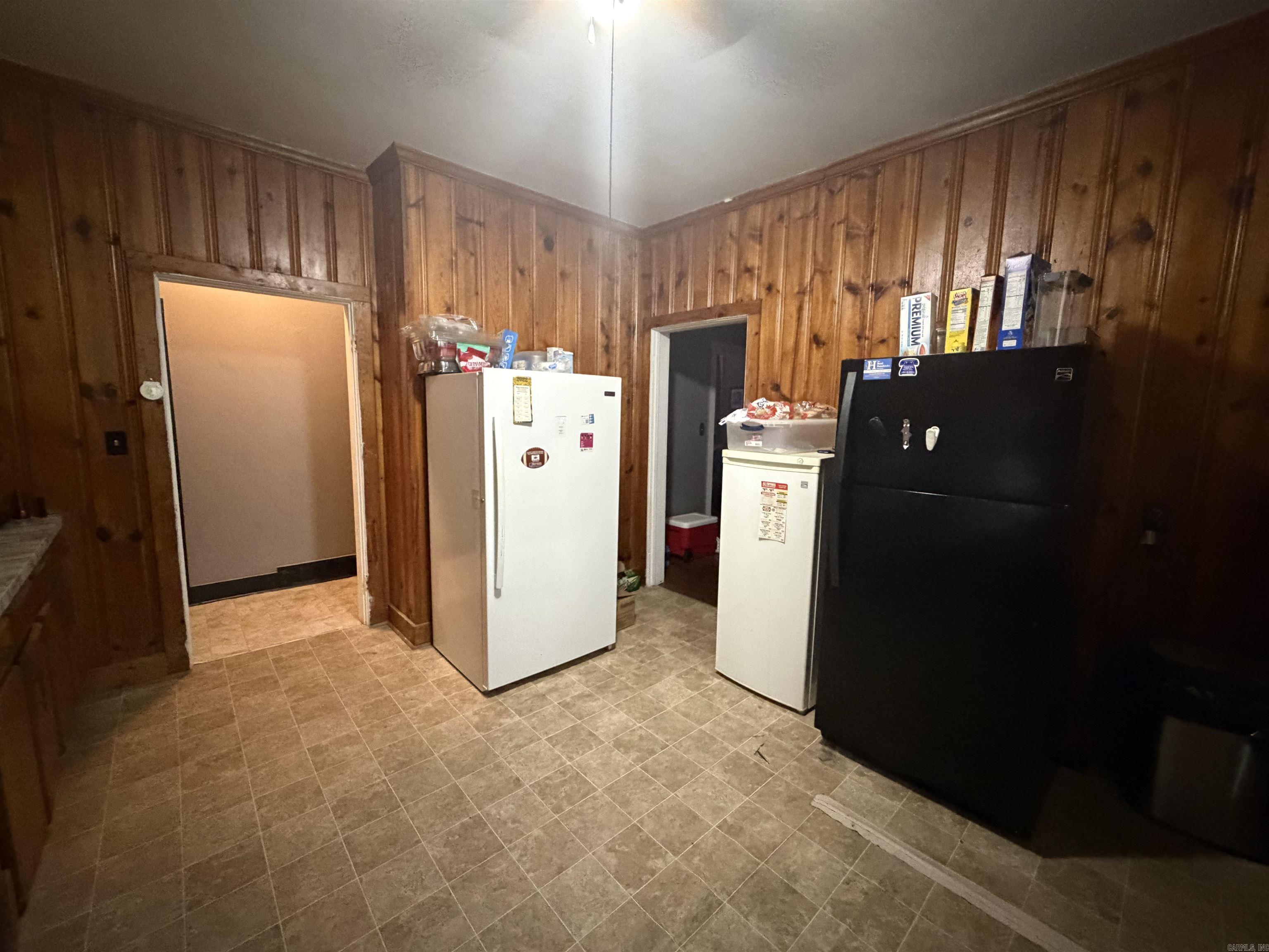 404 E Johnson Avenue Property Photo 6