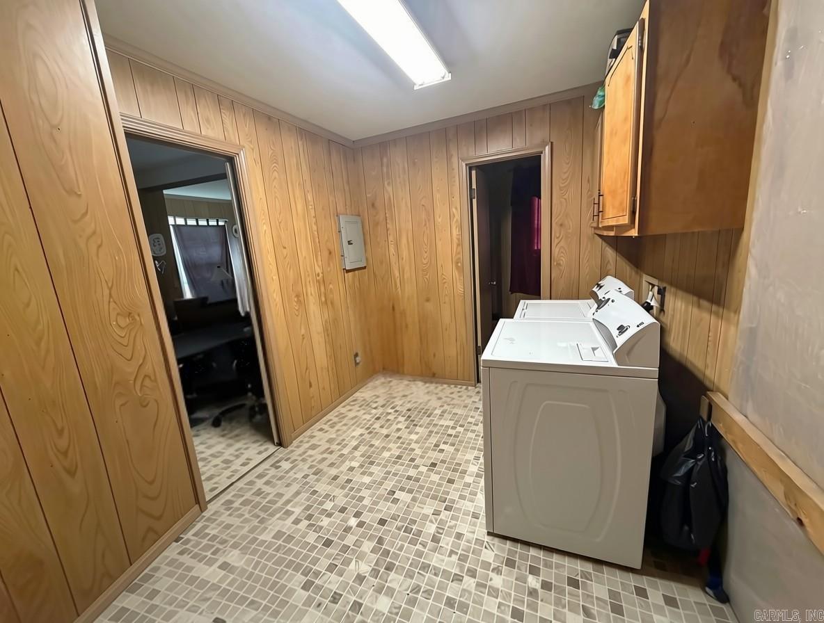 404 E Johnson Avenue Property Photo 9