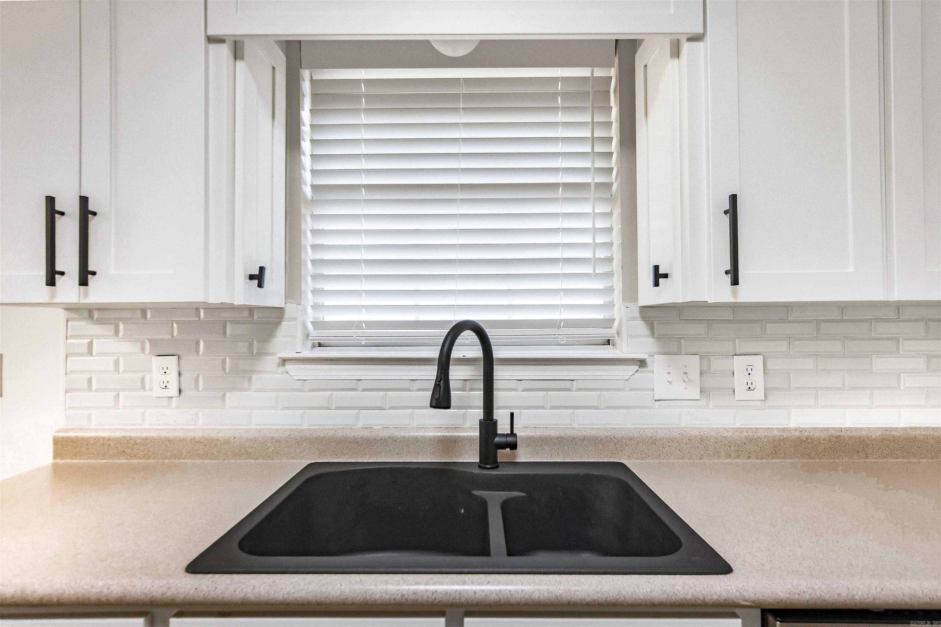 6303 Countryside Drive Property Photo 10